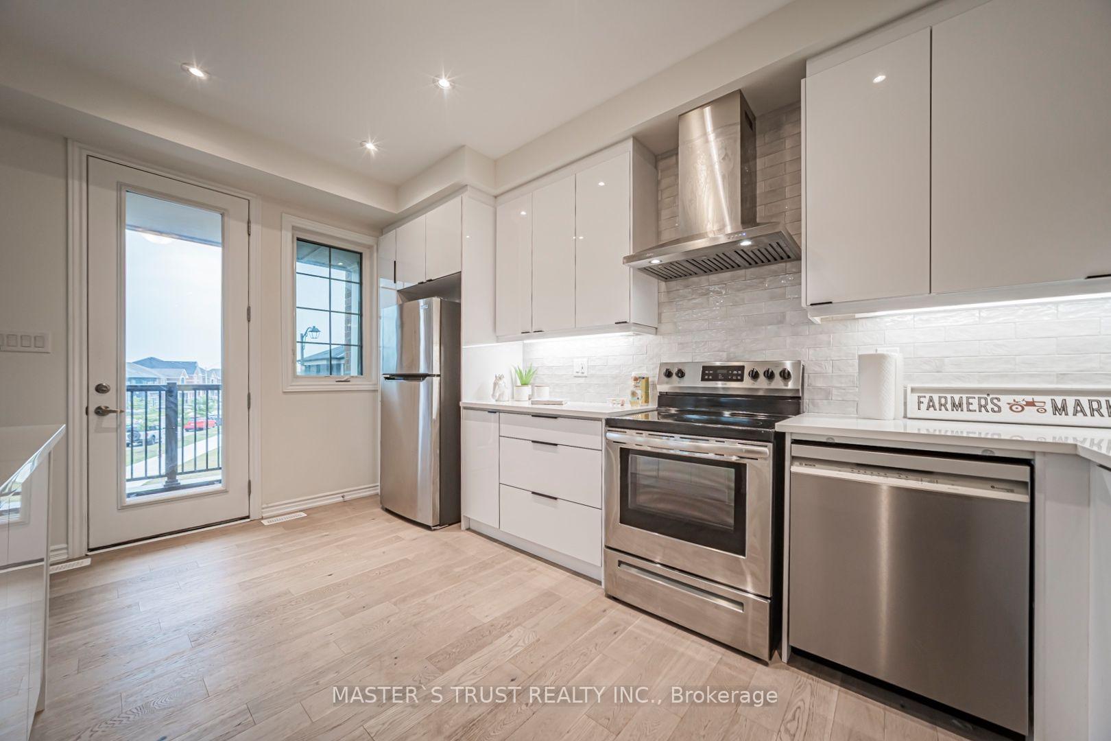 Photo 17 of 286 Beaverbrae Drive, Markham, Victoria Square — HOMEH