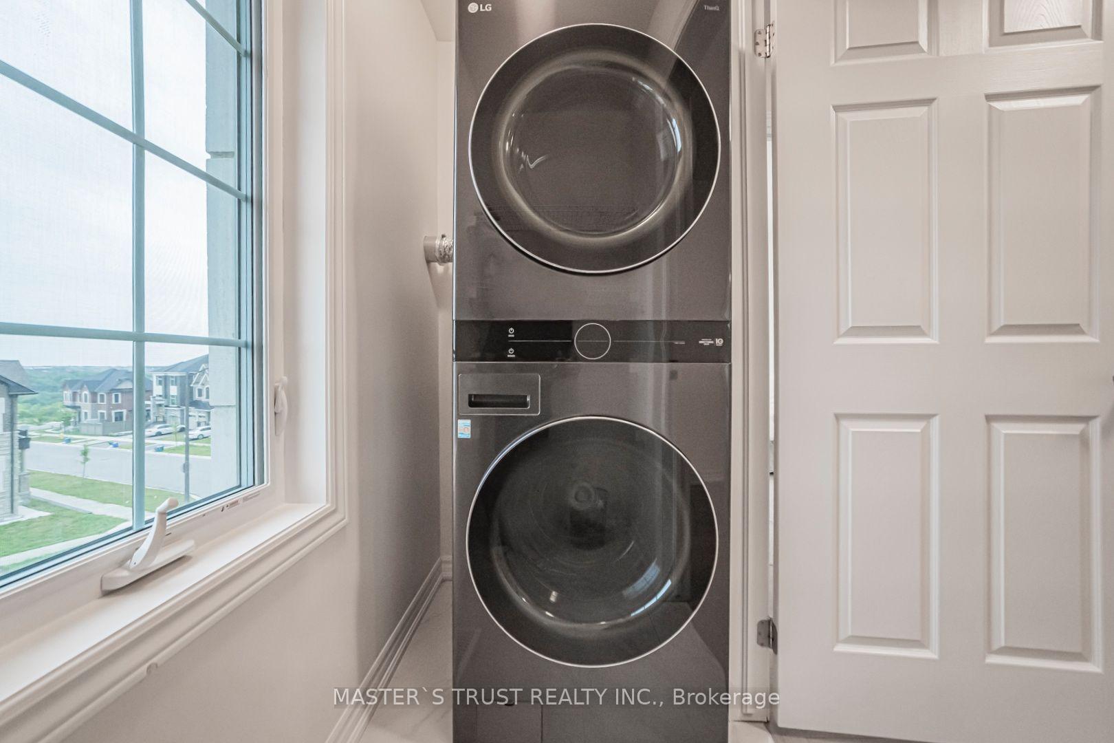 Photo 29 of 286 Beaverbrae Drive, Markham, Victoria Square — HOMEH
