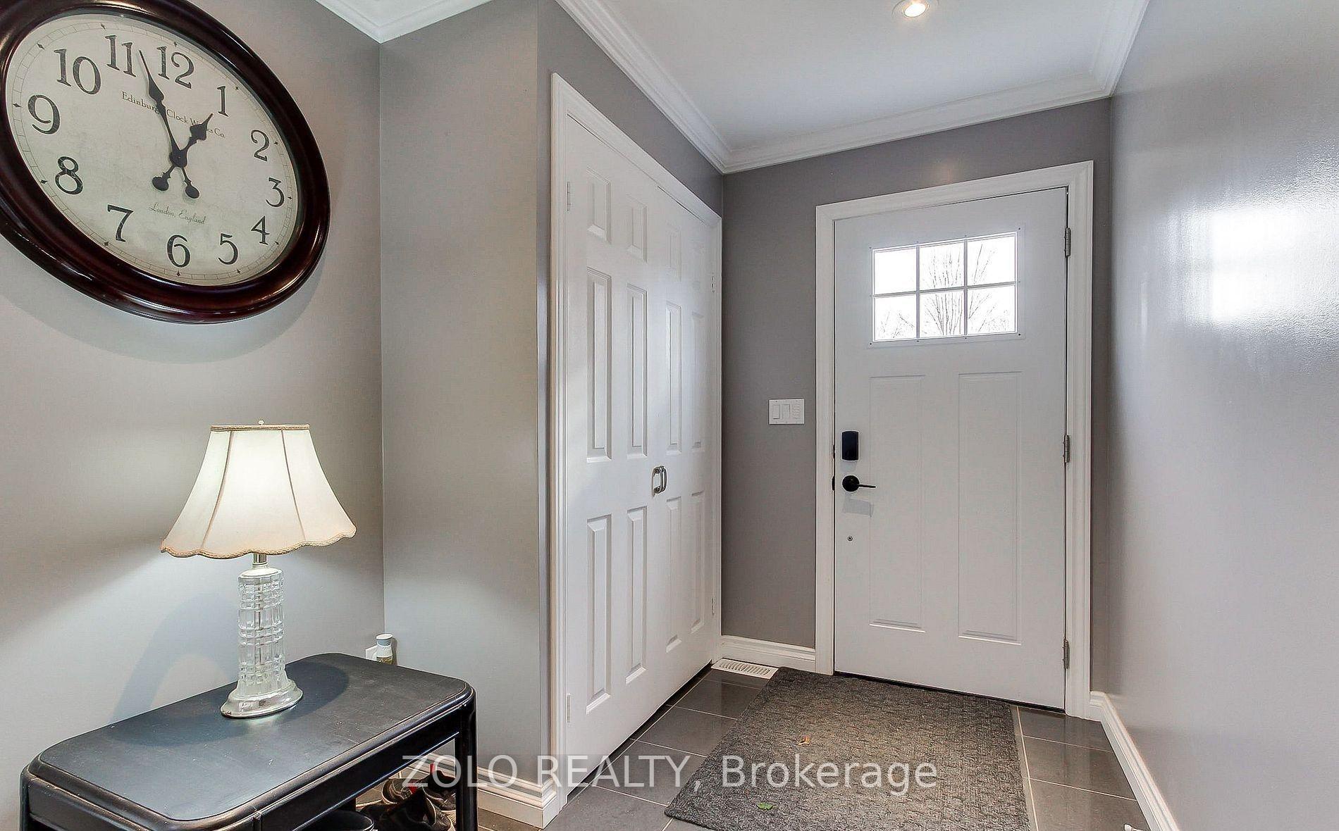 Photo 3 of 186 Beach Road, Georgina, Keswick North — HOMEH