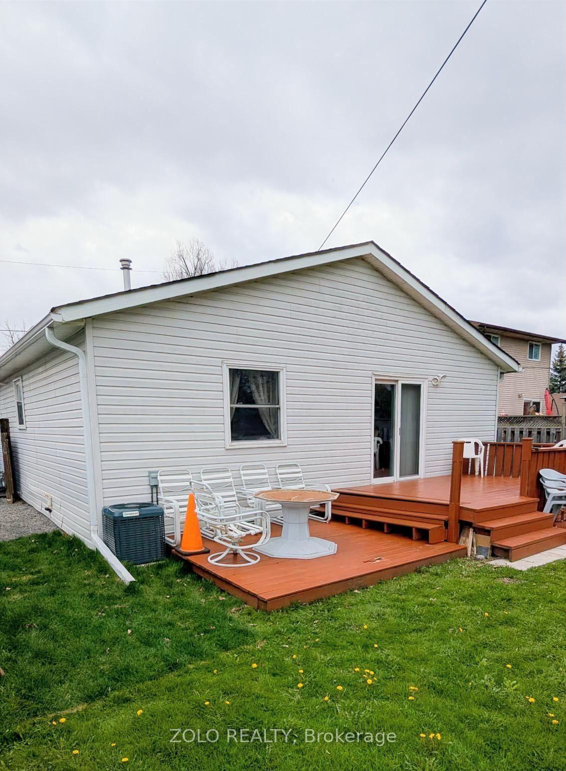 Photo 21 of 186 Beach Road, Georgina, Keswick North — HOMEH