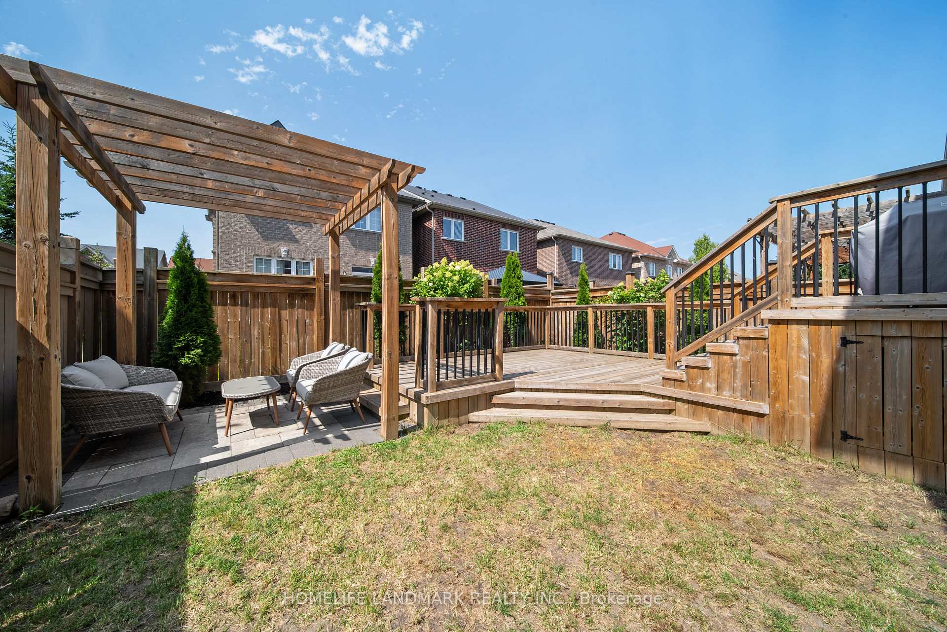 Photo 10 of 50 Keith-Wright Crescent, Ajax, Northeast Ajax — HOMEH