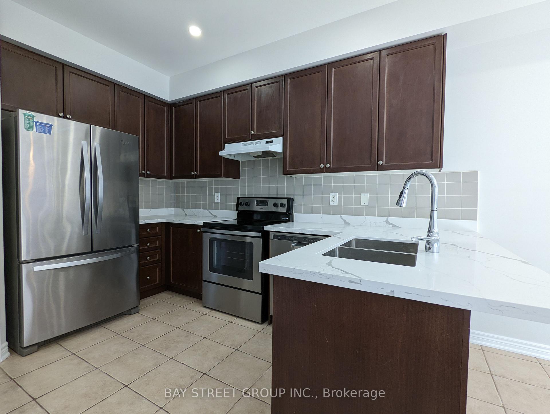 Photo 2 of 80 Brock Avenue, Markham, Berczy — HOMEH