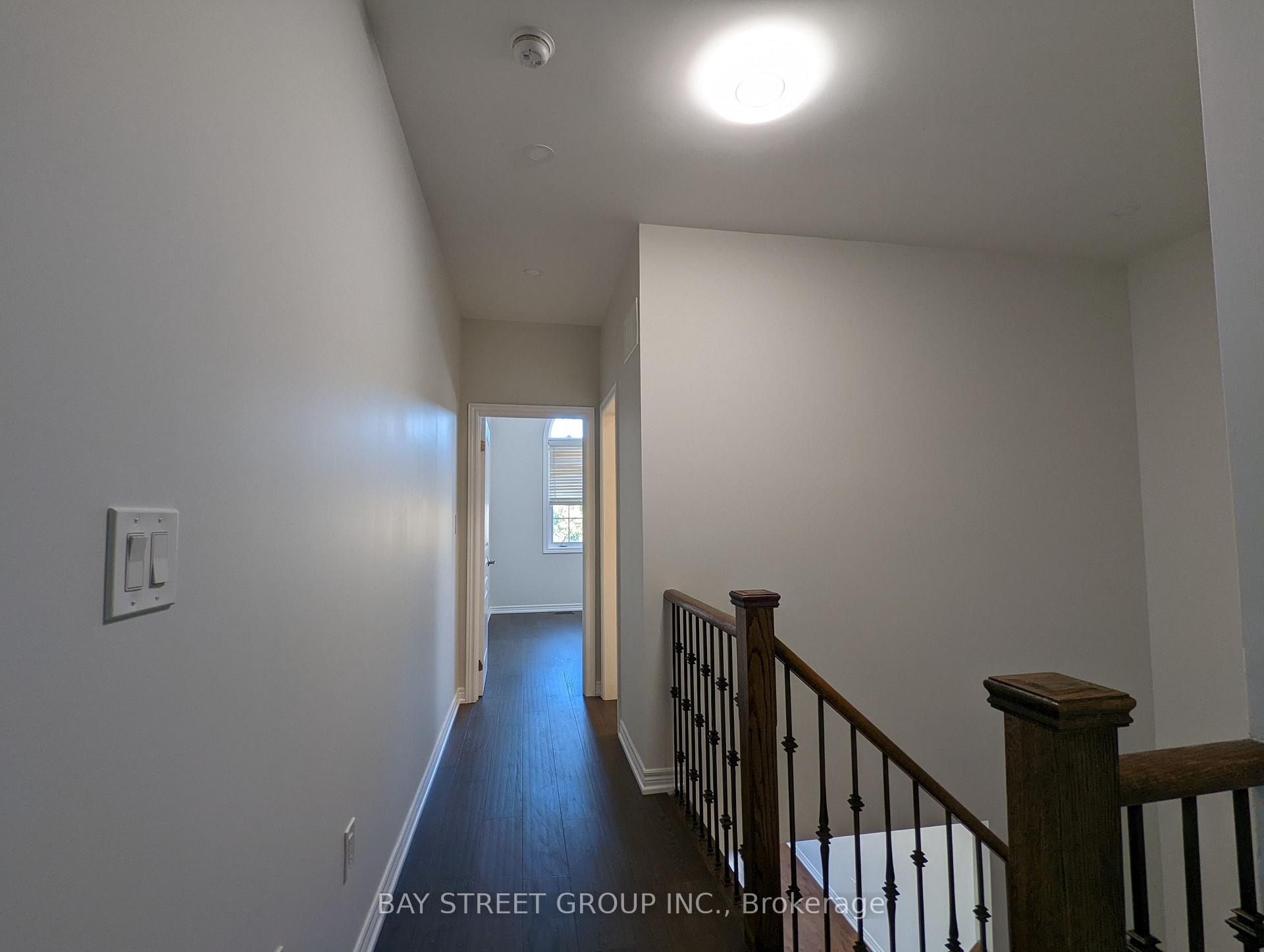 Photo 11 of 80 Brock Avenue, Markham, Berczy — HOMEH