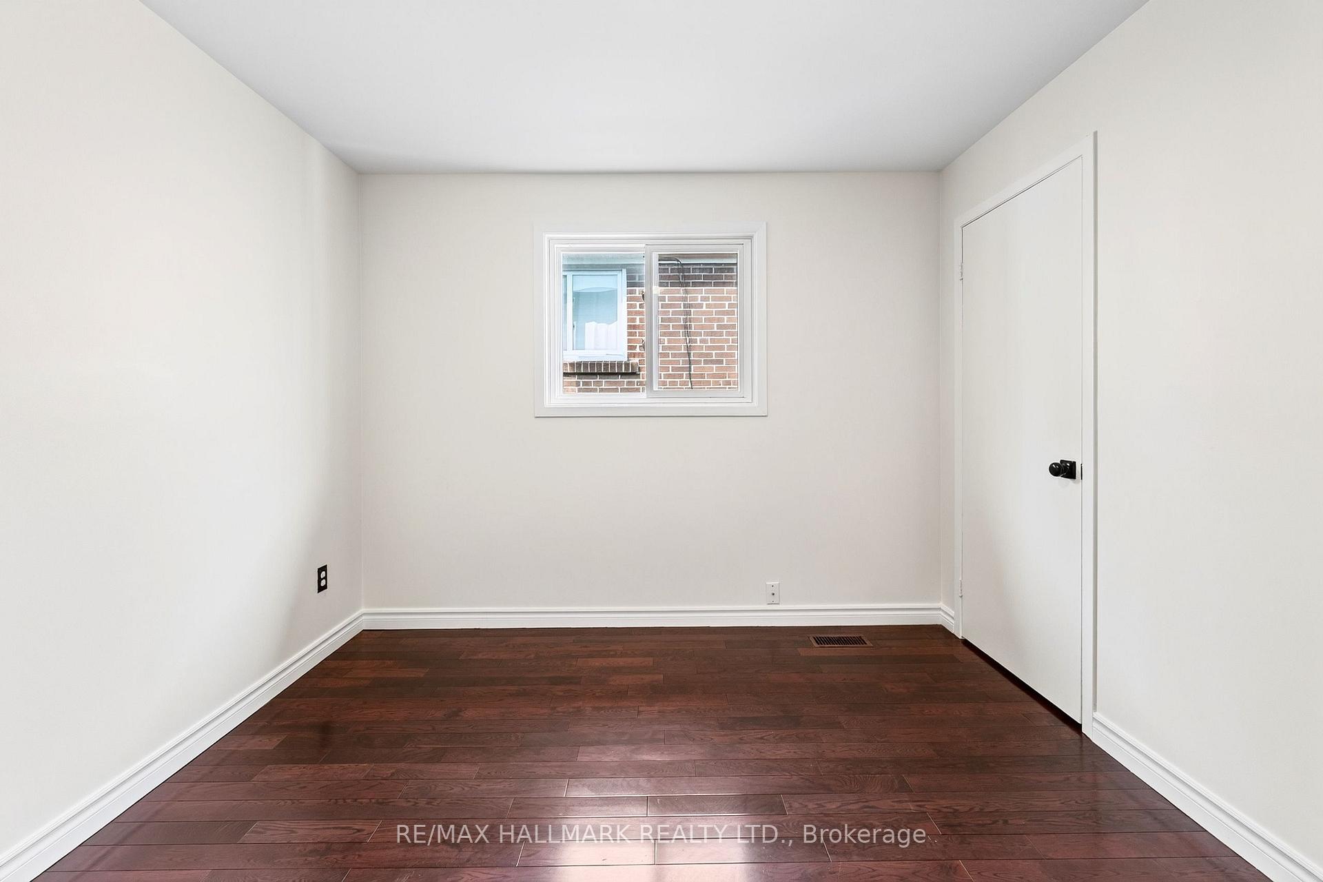 Photo 15 of Unit UPPER / 2ND, 402 Kingston Road, Toronto, East End-Danforth — HOMEH