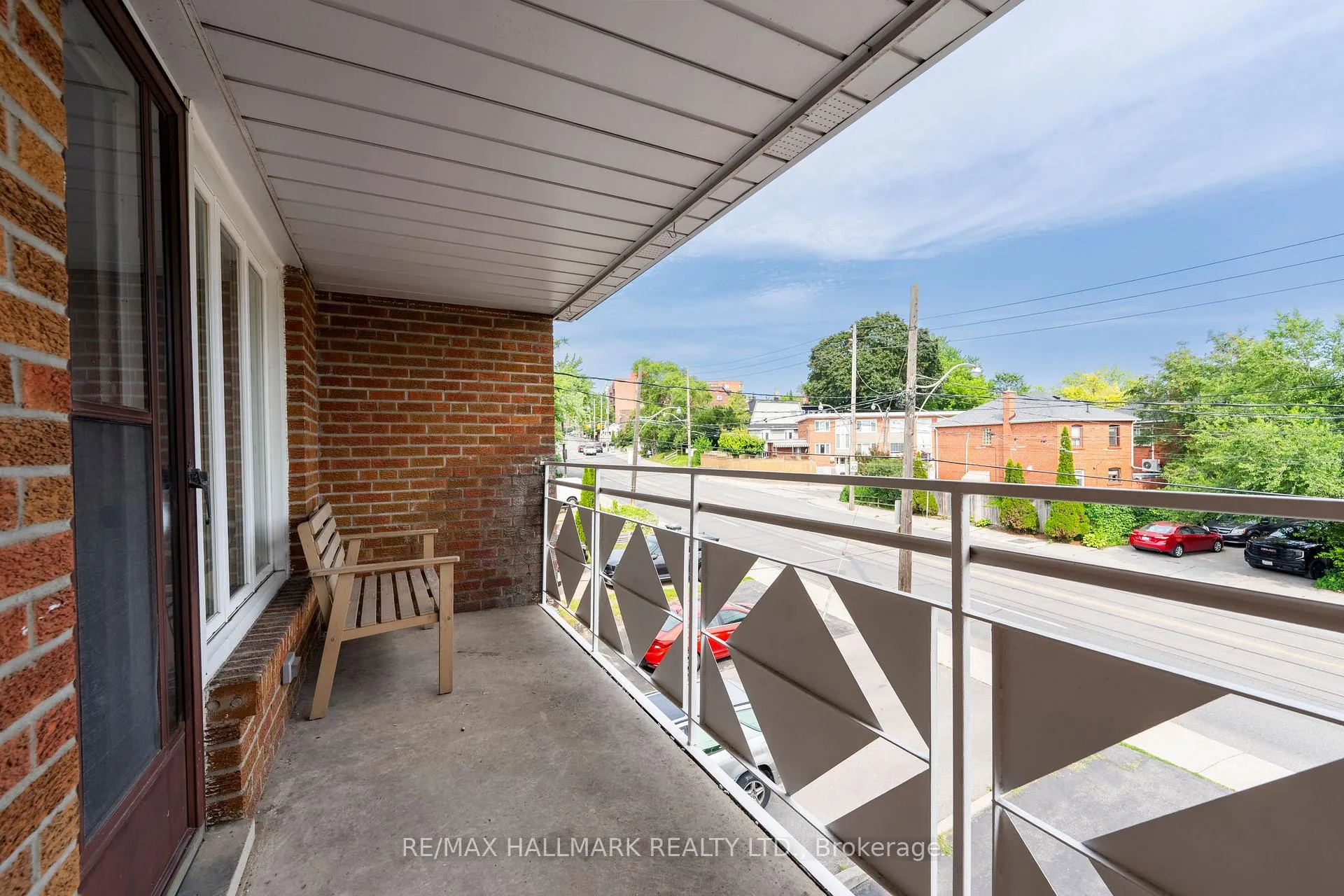 Photo 9 of Unit UPPER / 2ND, 402 Kingston Road, Toronto, East End-Danforth — HOMEH