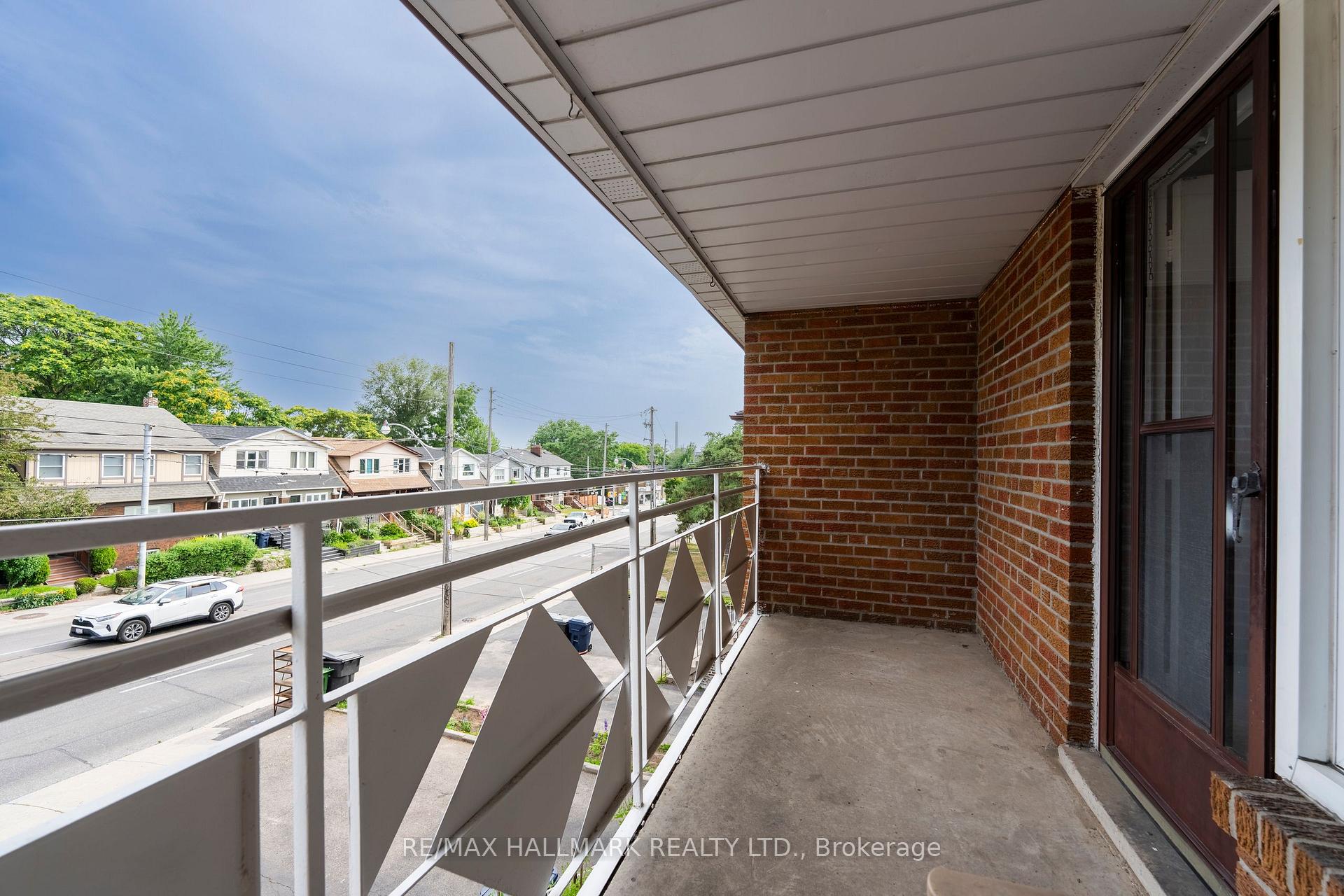 Photo 23 of Unit MAIN, 402 Kingston Road, Toronto, East End-Danforth — HOMEH