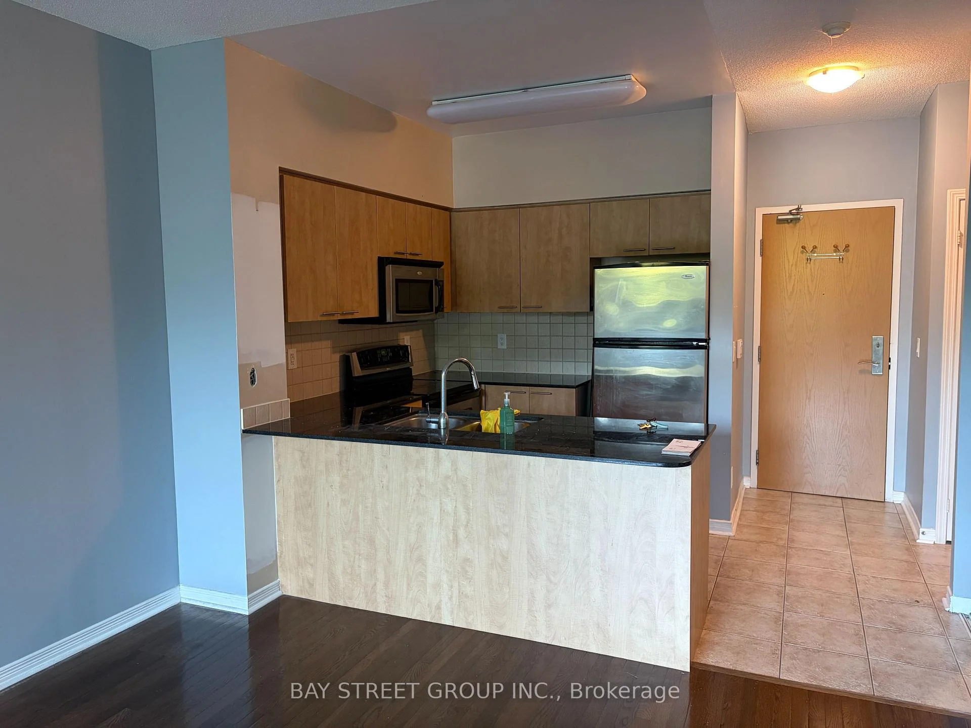 Photo 12 of Unit 108, 503 Beecroft Road, North York, Willowdale West — HOMEH