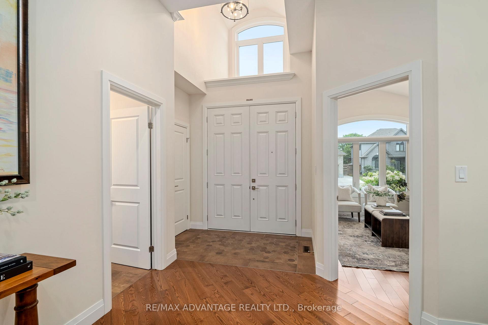 Photo 7 of 773 Hickorystick Key, London, North R — HOMEH