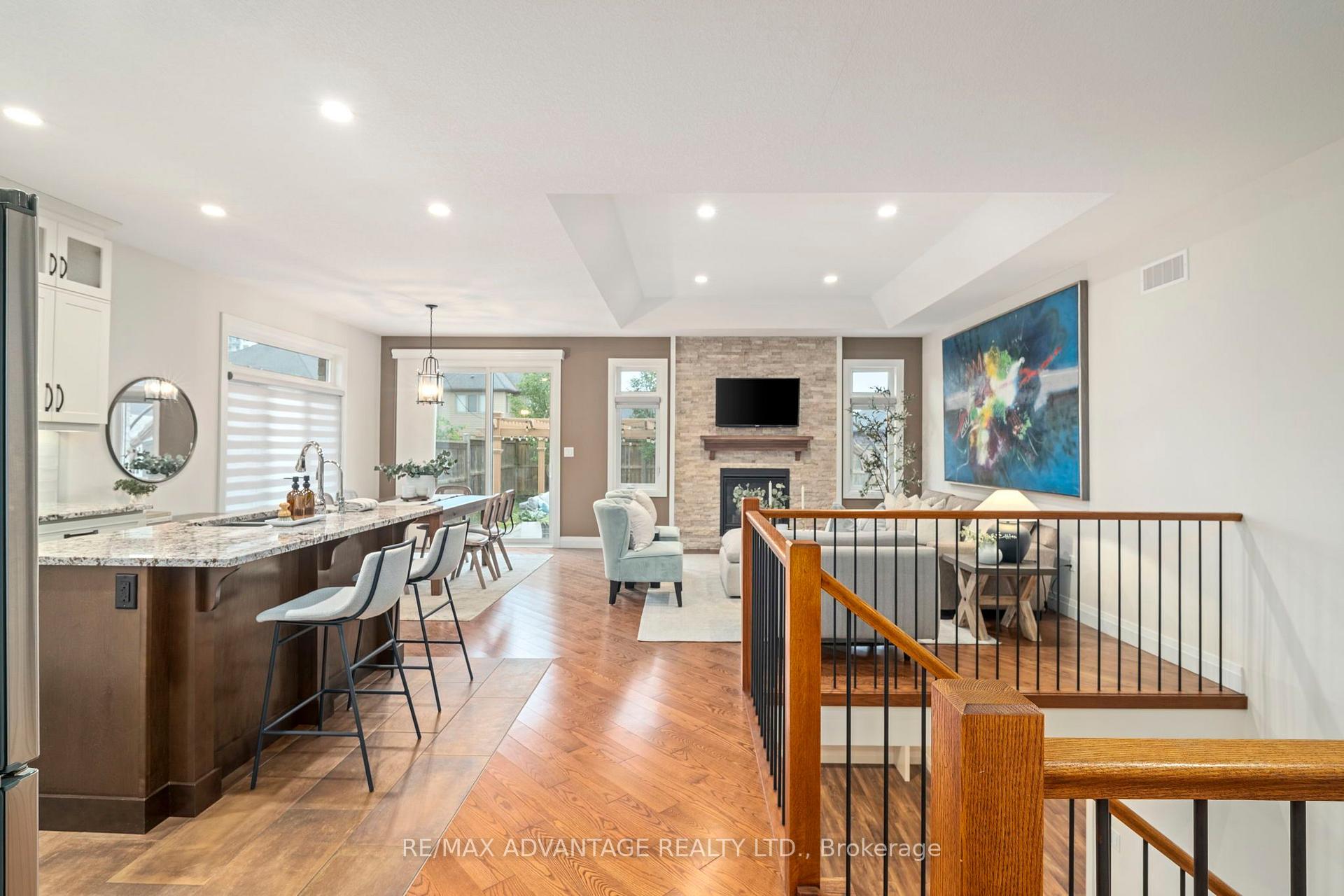 Photo 17 of 773 Hickorystick Key, London, North R — HOMEH