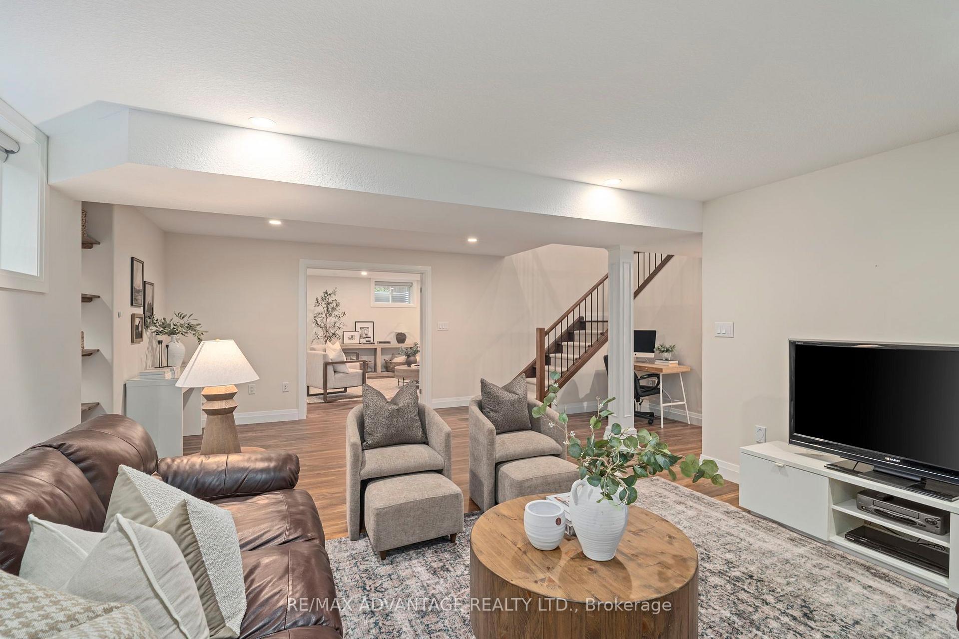 Photo 37 of 773 Hickorystick Key, London, North R — HOMEH