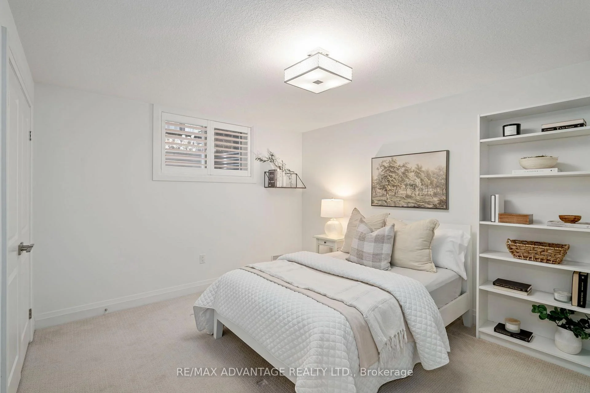 Photo 75 of 773 Hickorystick Key, London, North R — HOMEH