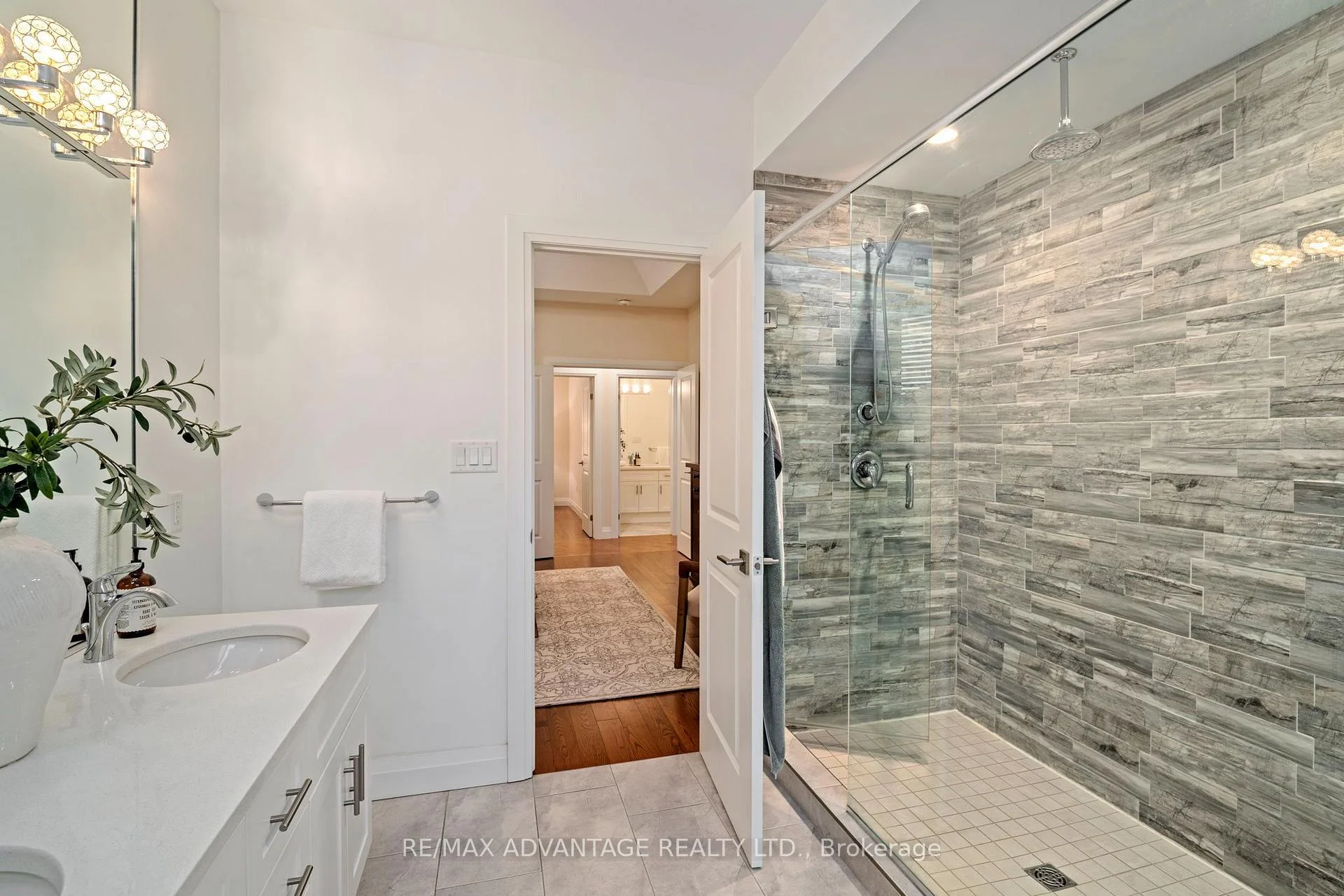 Photo 85 of 773 Hickorystick Key, London, North R — HOMEH