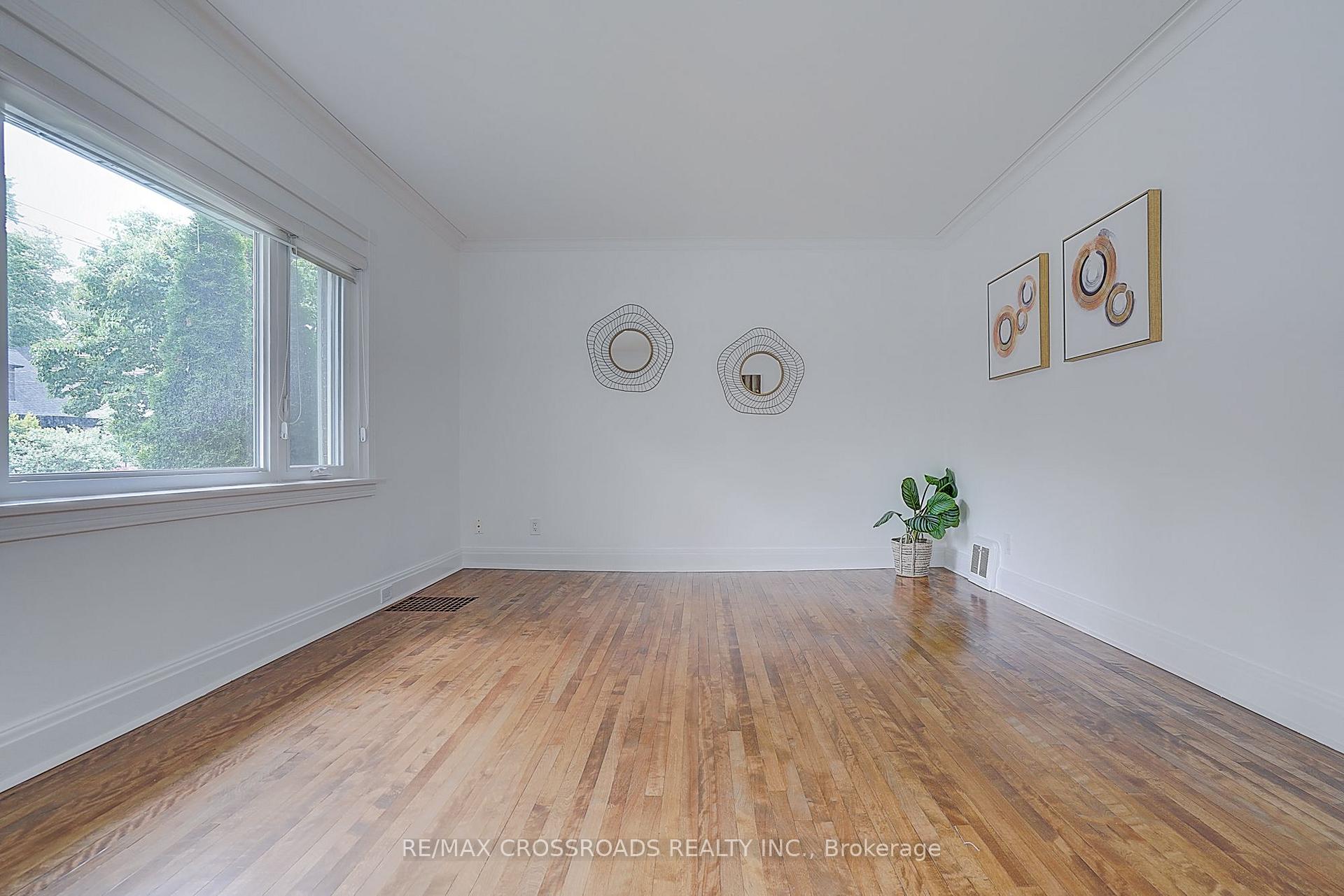 Photo 19 of 128 Leacrest Road, Toronto, Leaside — HOMEH