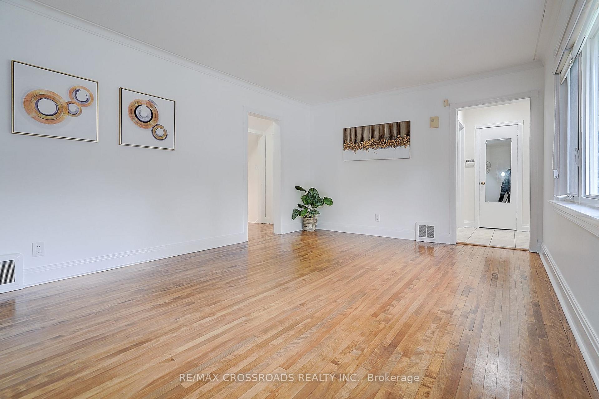 Photo 22 of 128 Leacrest Road, Toronto, Leaside — HOMEH