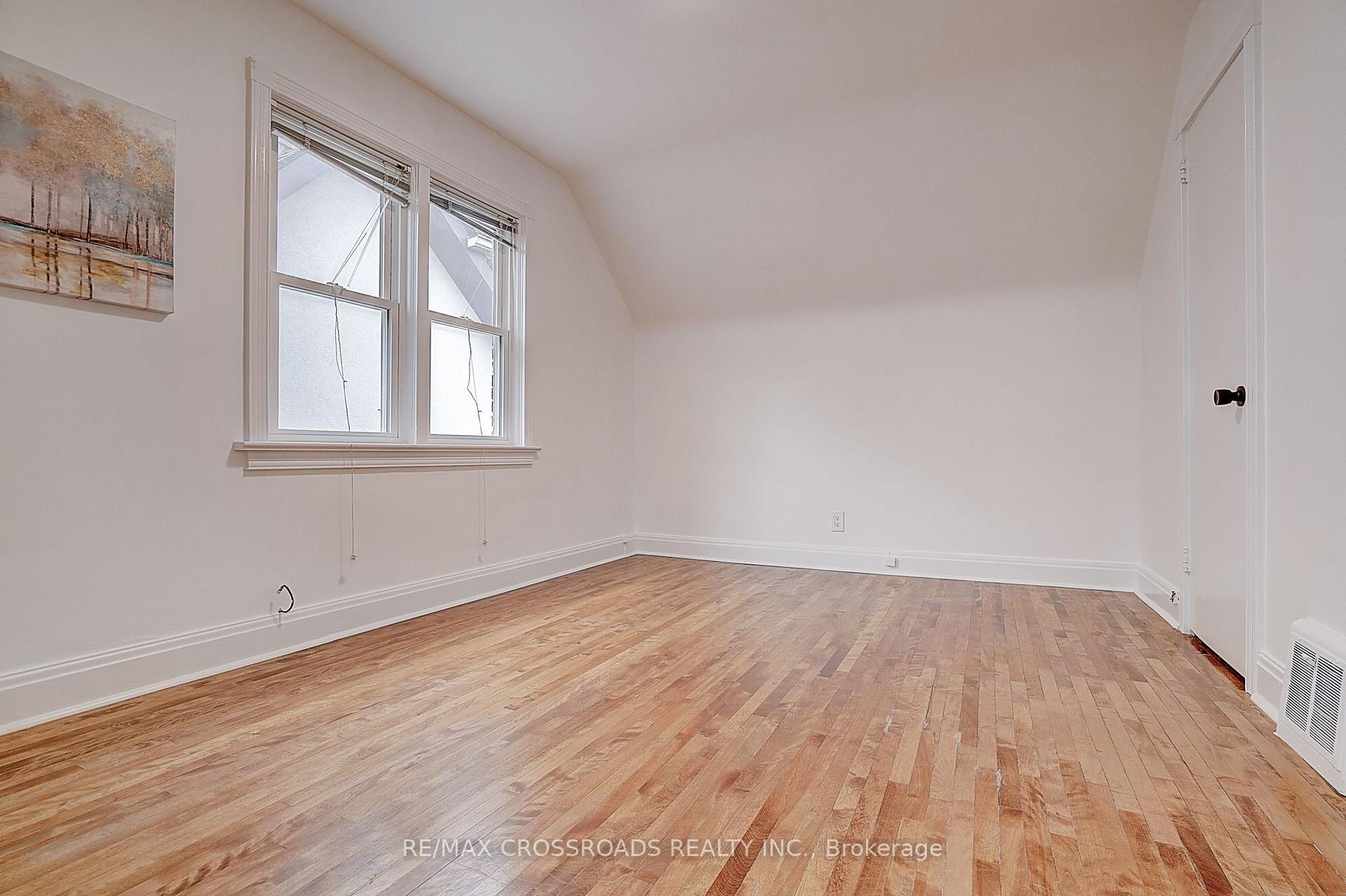 Photo 31 of 128 Leacrest Road, Toronto, Leaside — HOMEH