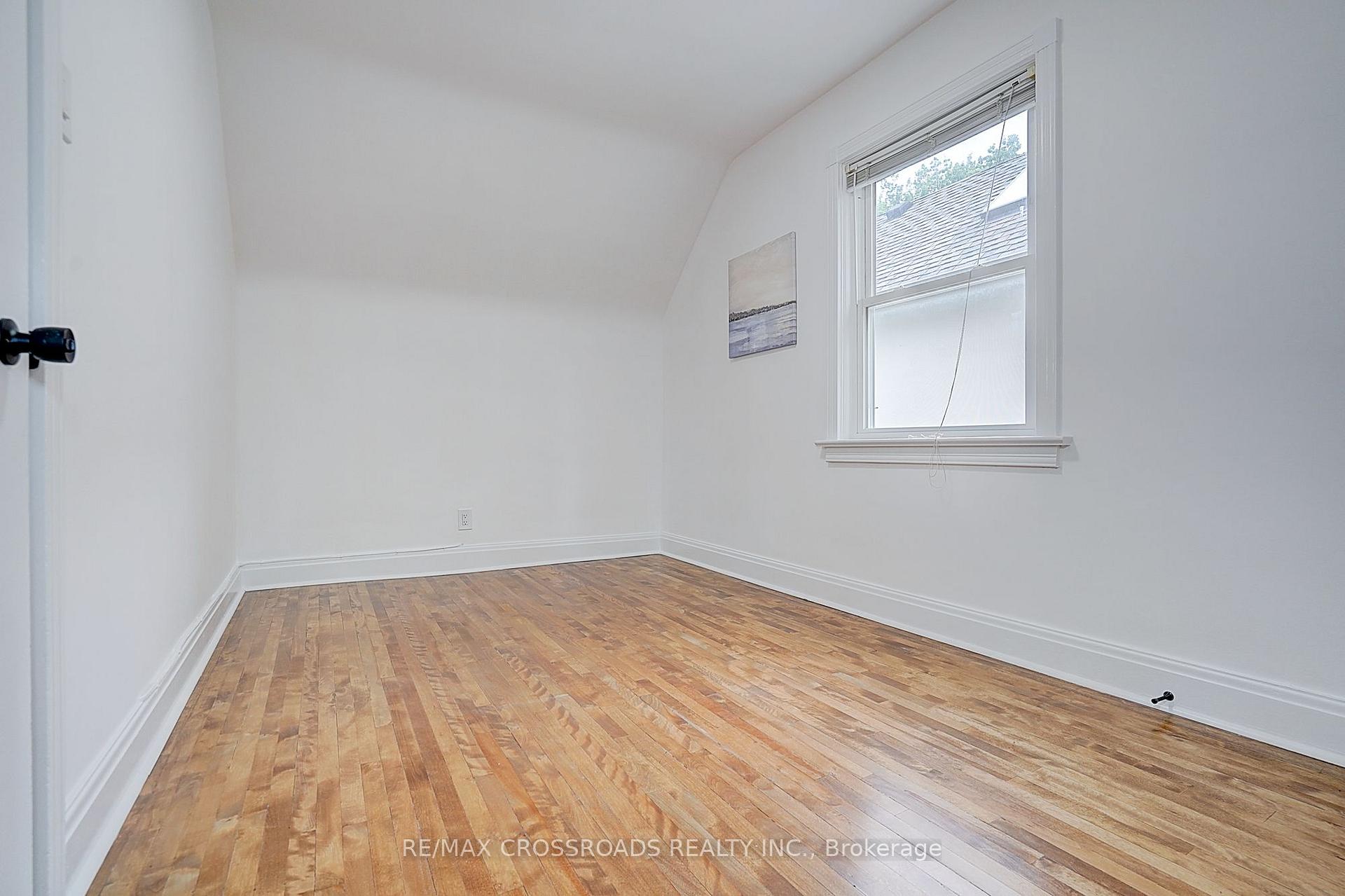Photo 35 of 128 Leacrest Road, Toronto, Leaside — HOMEH