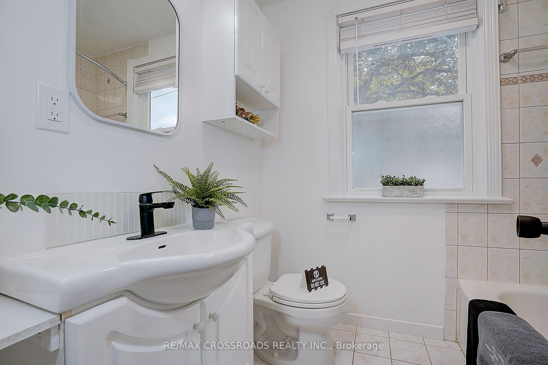 Photo 37 of 128 Leacrest Road, Toronto, Leaside — HOMEH