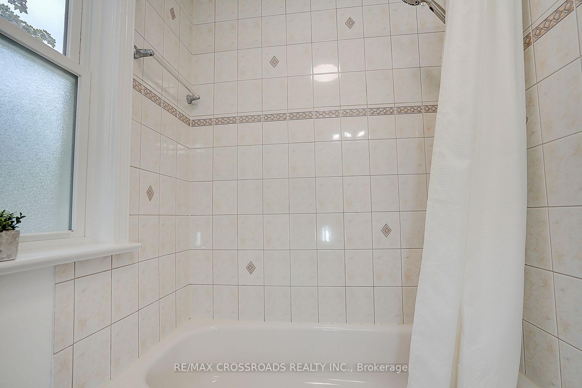 Photo 38 of 128 Leacrest Road, Toronto, Leaside — HOMEH