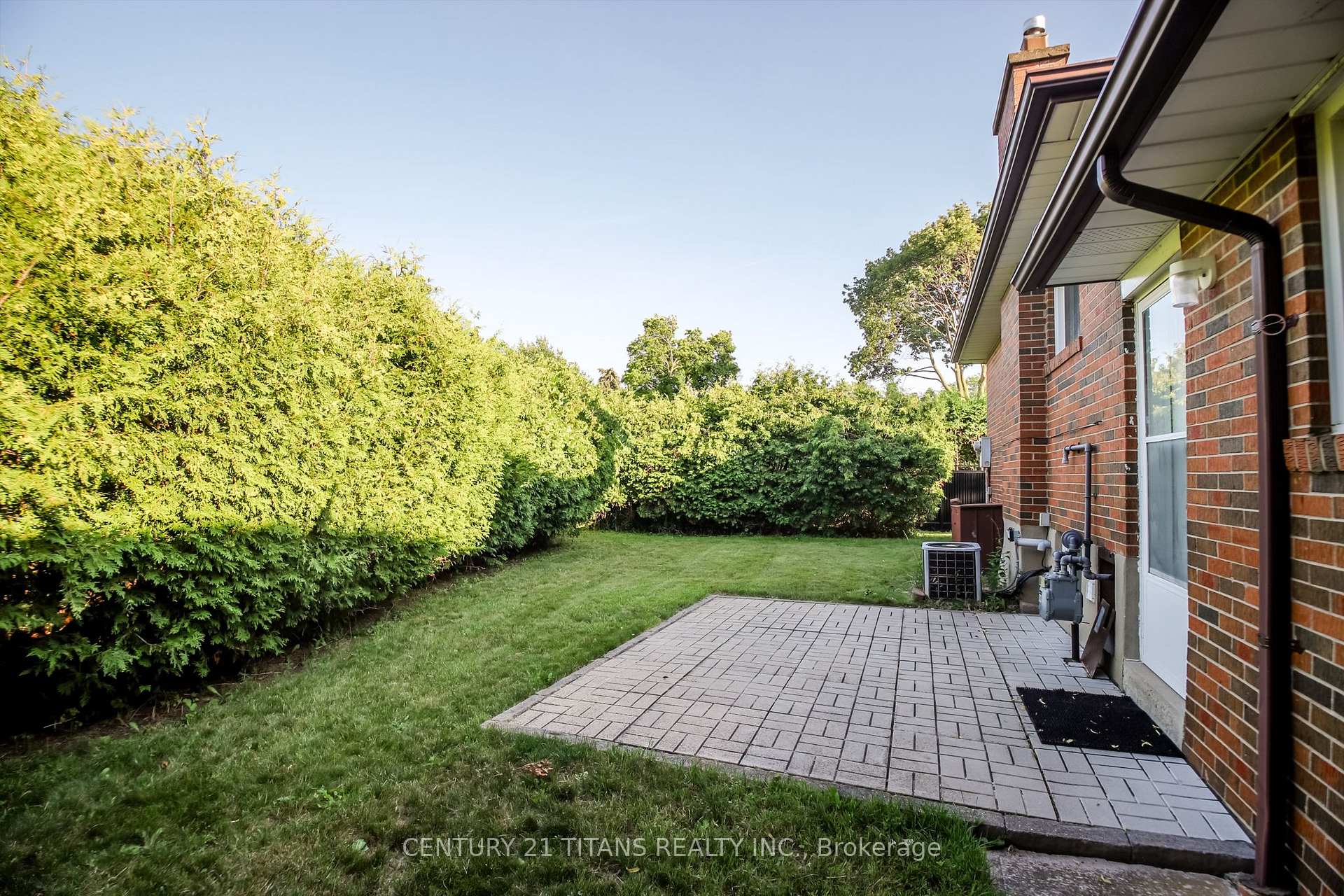 Photo 3 of 9 Minos Crescent, Scarborough, Woburn — HOMEH