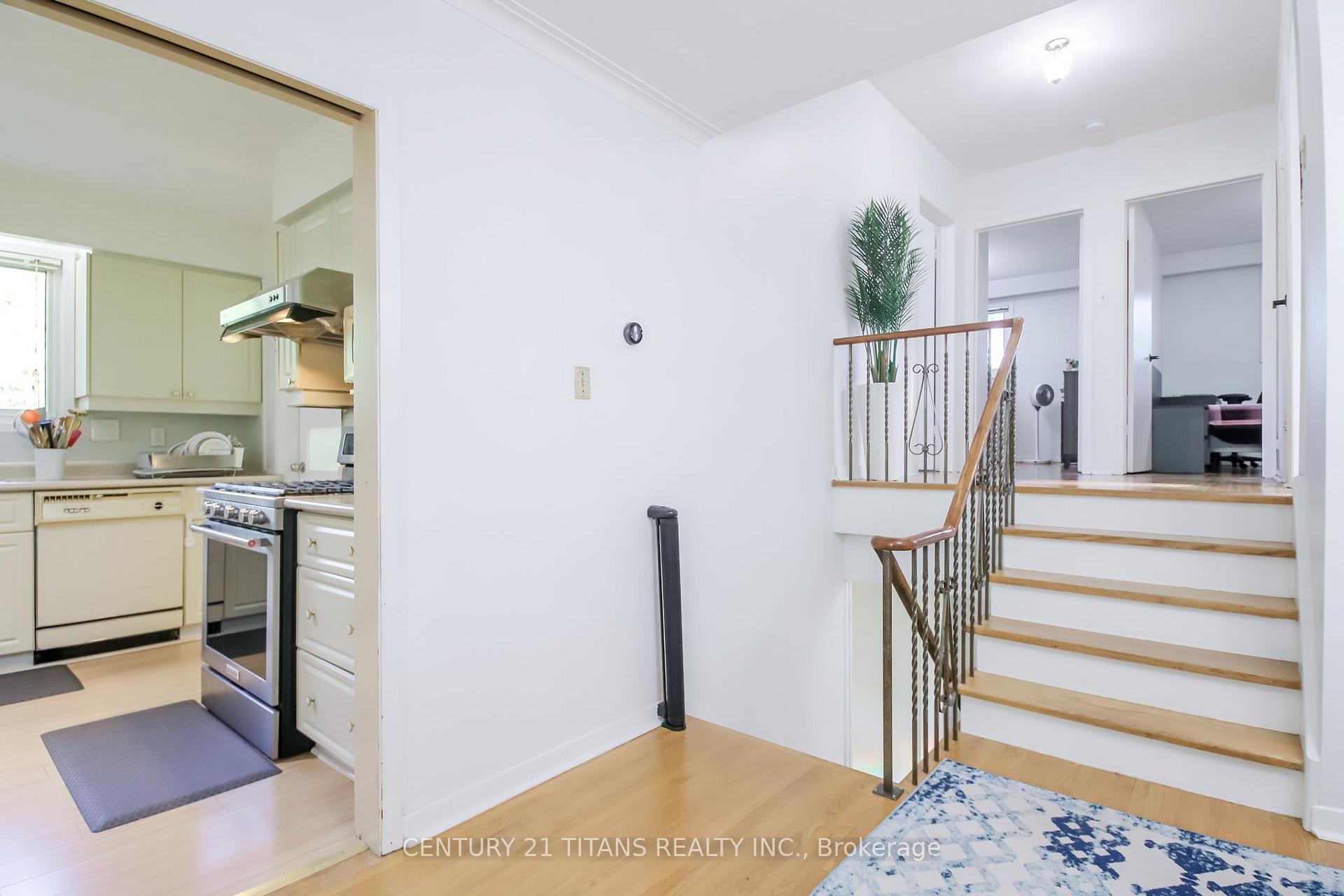 Photo 9 of 9 Minos Crescent, Scarborough, Woburn — HOMEH