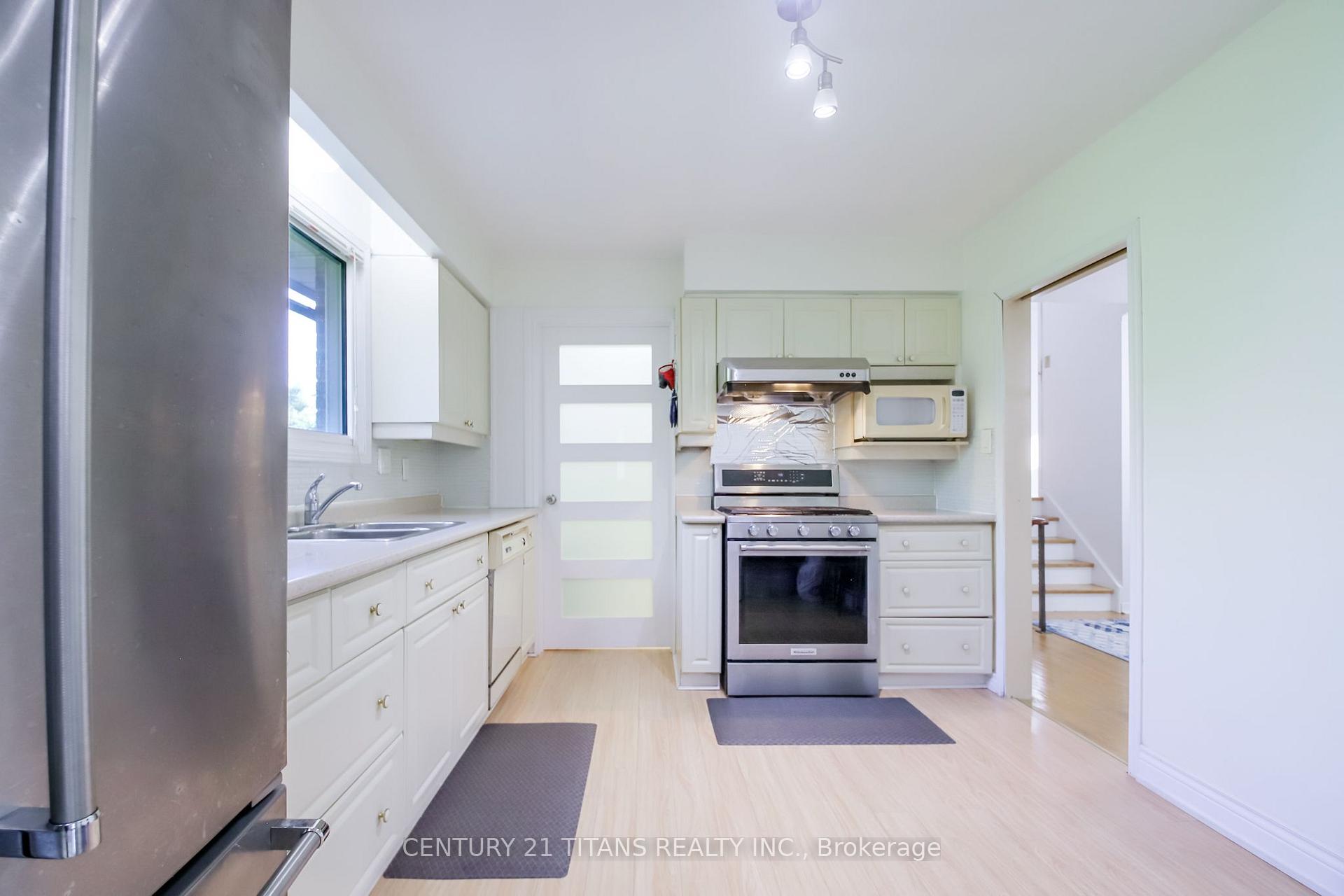 Photo 12 of 9 Minos Crescent, Scarborough, Woburn — HOMEH
