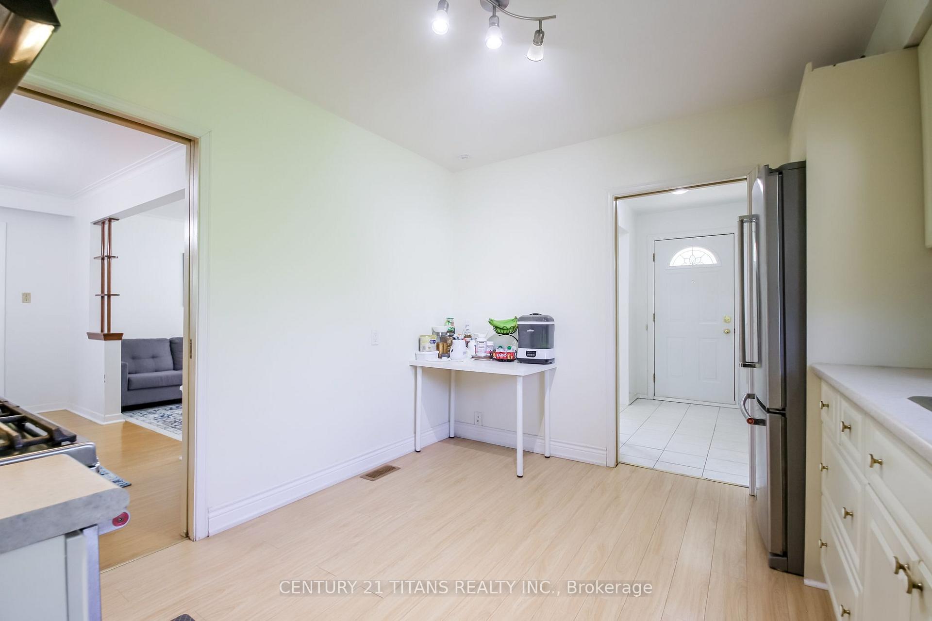Photo 14 of 9 Minos Crescent, Scarborough, Woburn — HOMEH