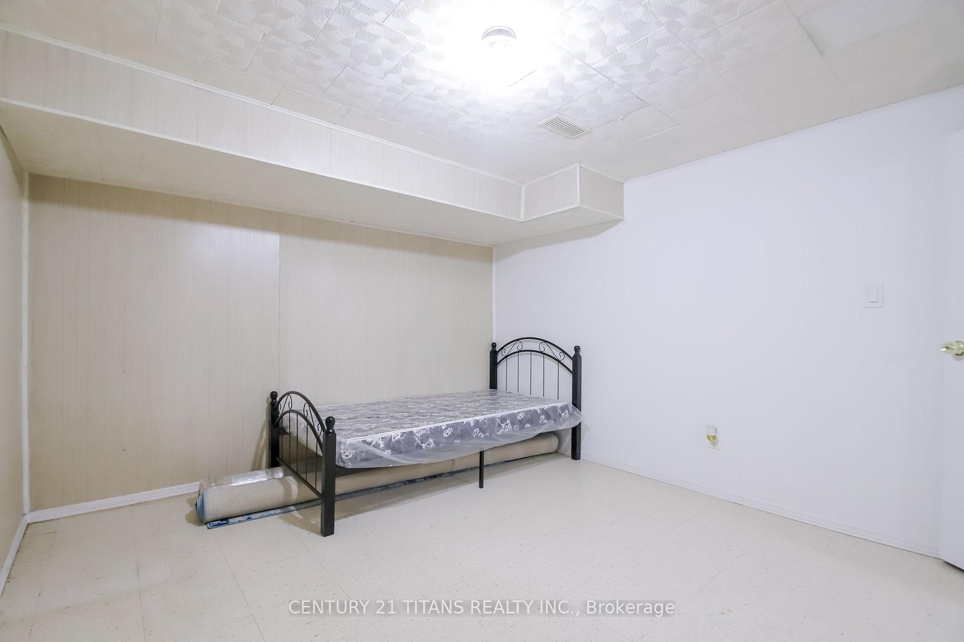 Photo 38 of 9 Minos Crescent, Scarborough, Woburn — HOMEH