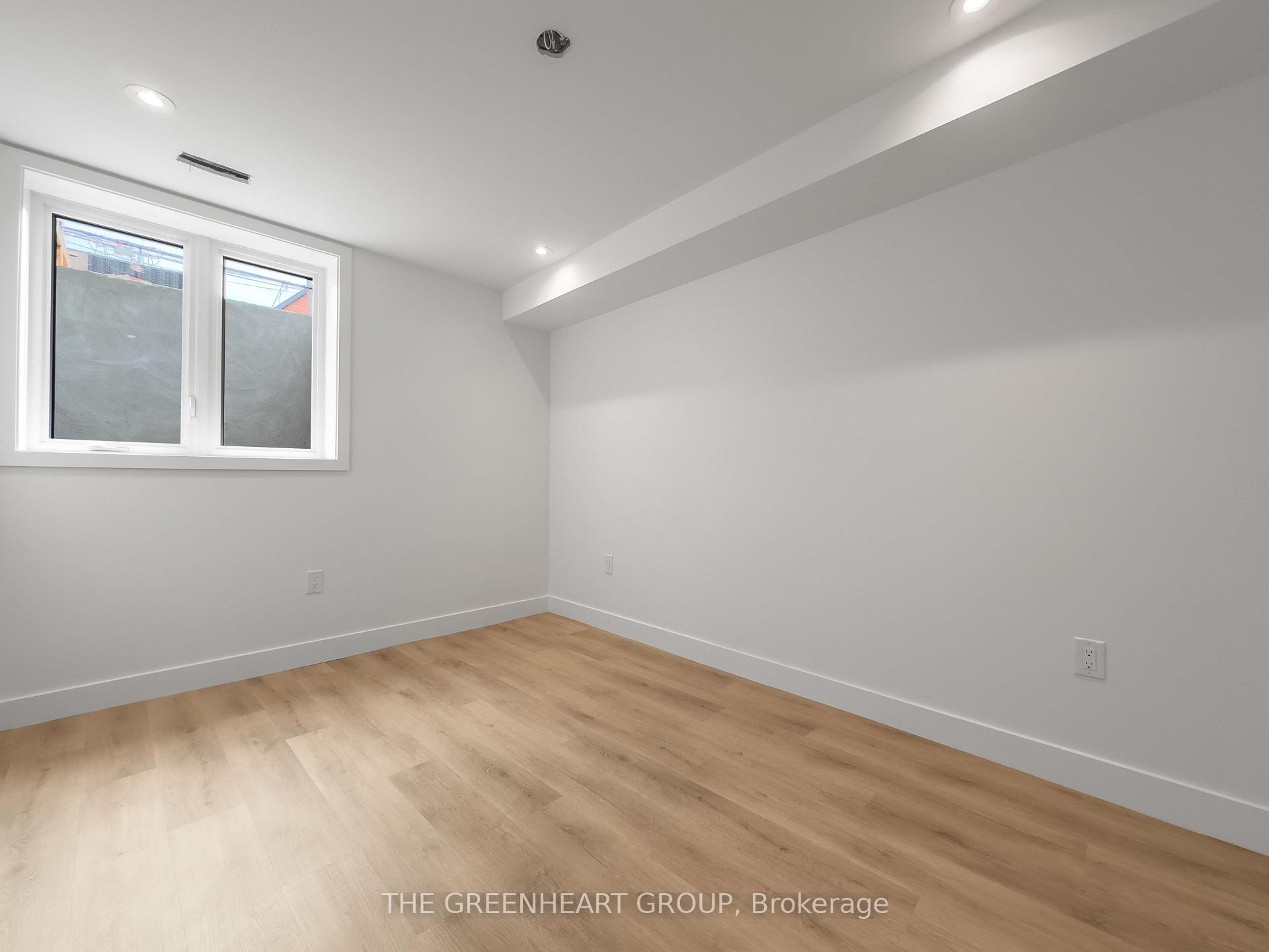 Photo 7 of 89 Montrose Avenue, Toronto, Trinity-Bellwoods — HOMEH