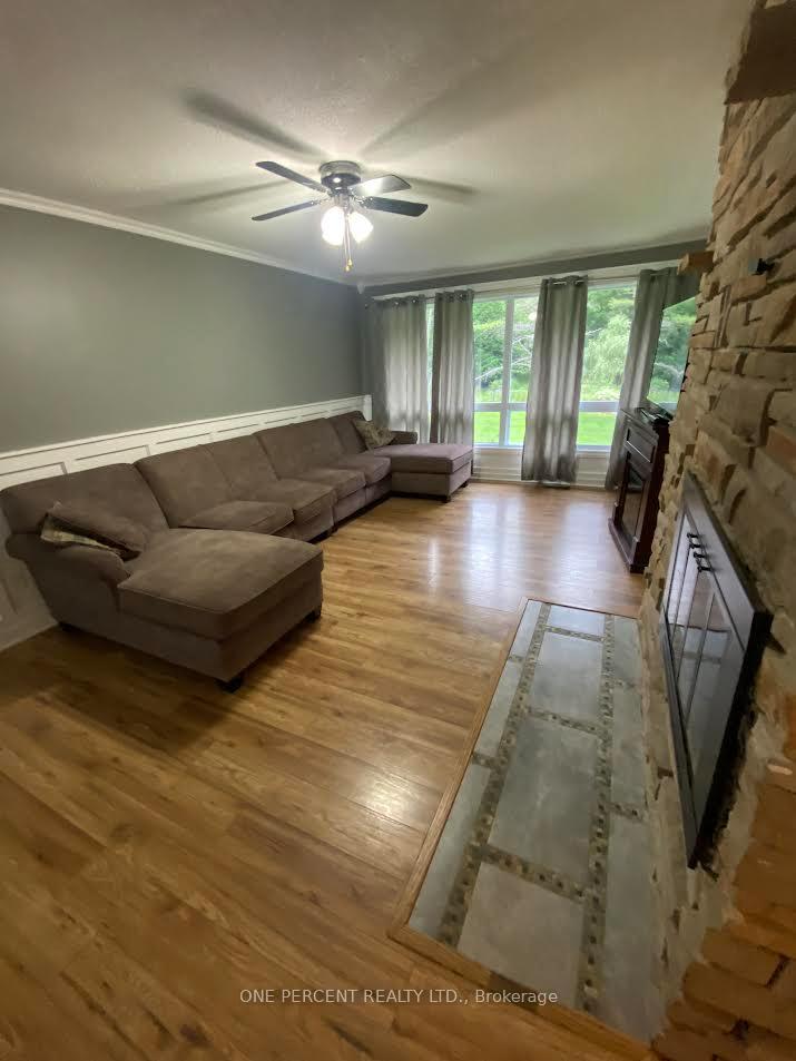 Photo 13 of 105 Fredrick Street, Bracebridge, Draper — HOMEH