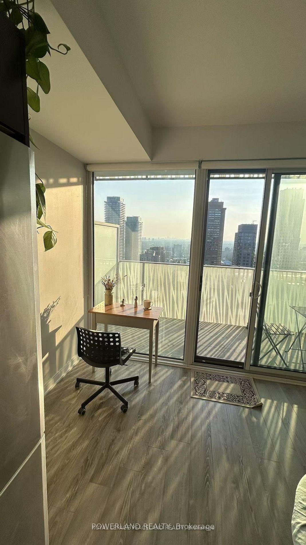 Photo 7 of Unit 3605, 42 Charles Street E, Toronto, Church-Yonge Corridor — HOMEH