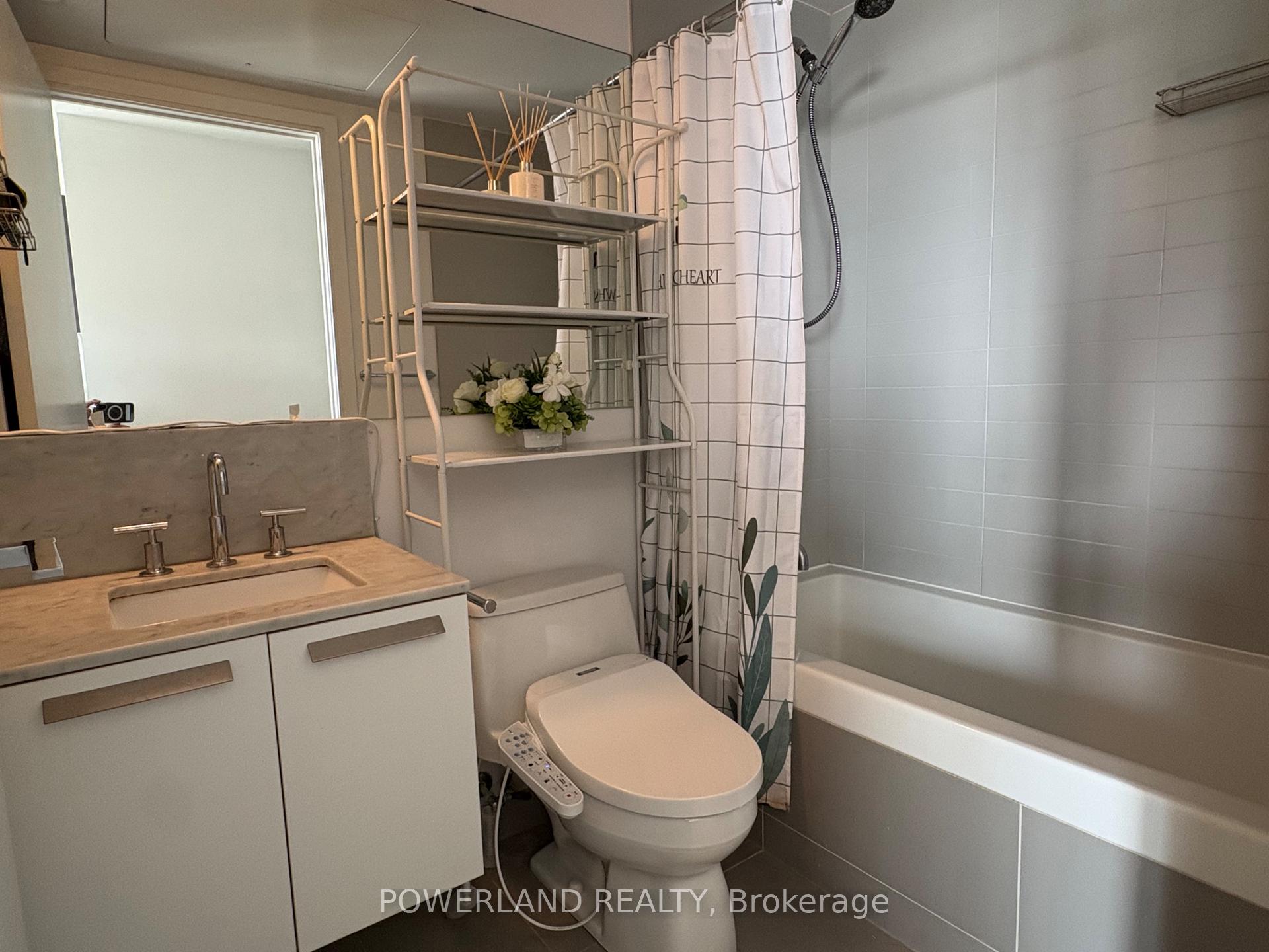 Photo 10 of Unit 3605, 42 Charles Street E, Toronto, Church-Yonge Corridor — HOMEH