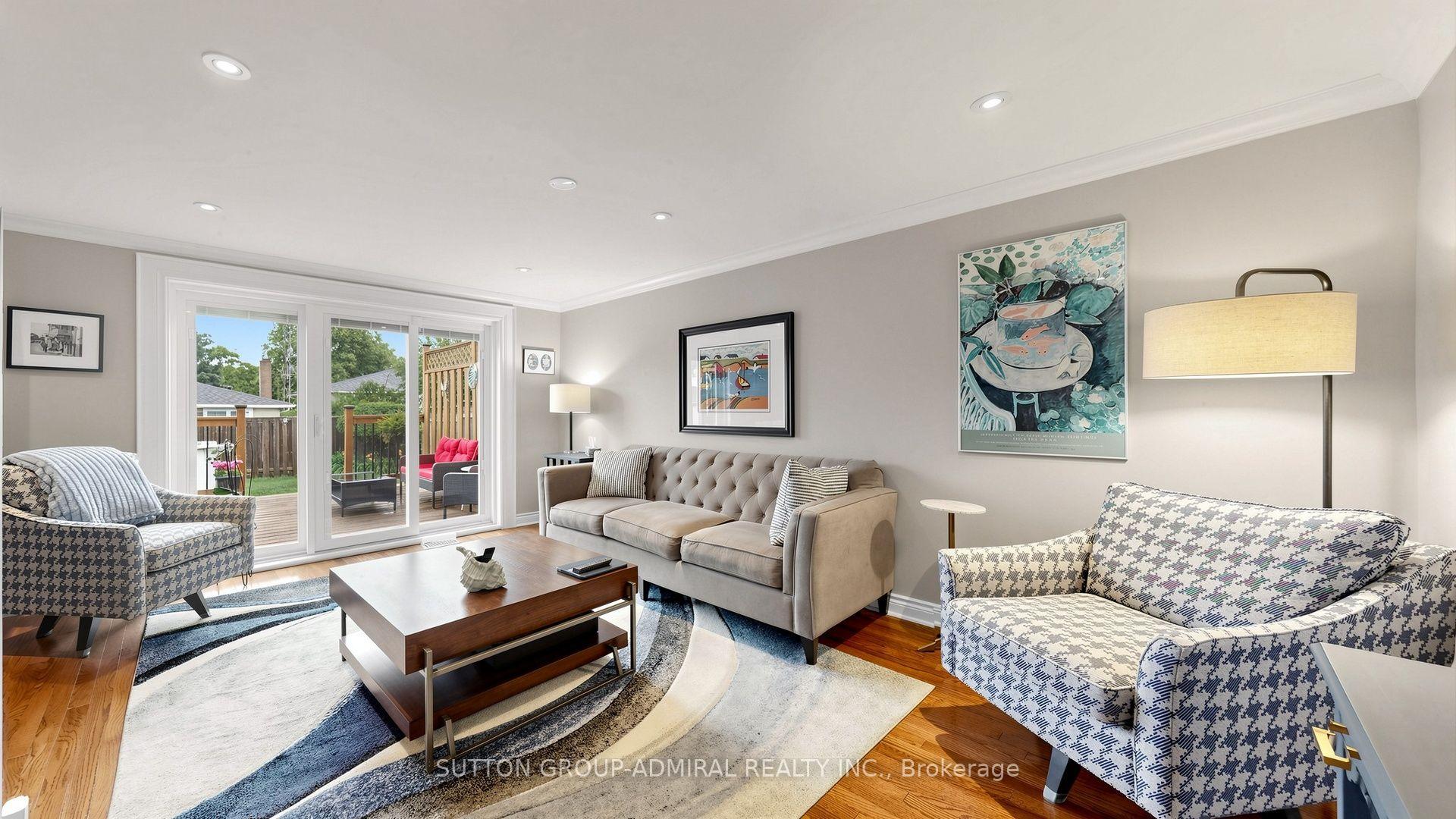 Photo 7 of 21 Donalbain Crescent, Markham, Royal Orchard — HOMEH