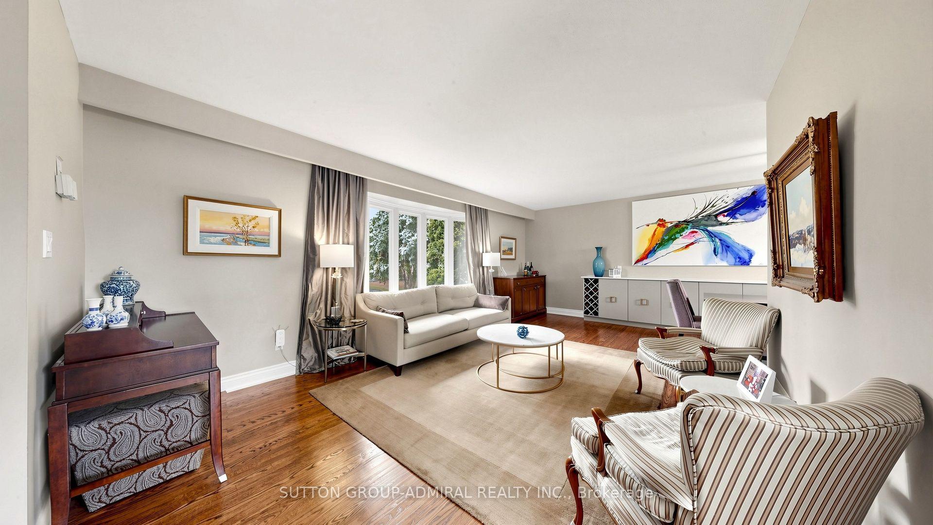 Photo 14 of 21 Donalbain Crescent, Markham, Royal Orchard — HOMEH