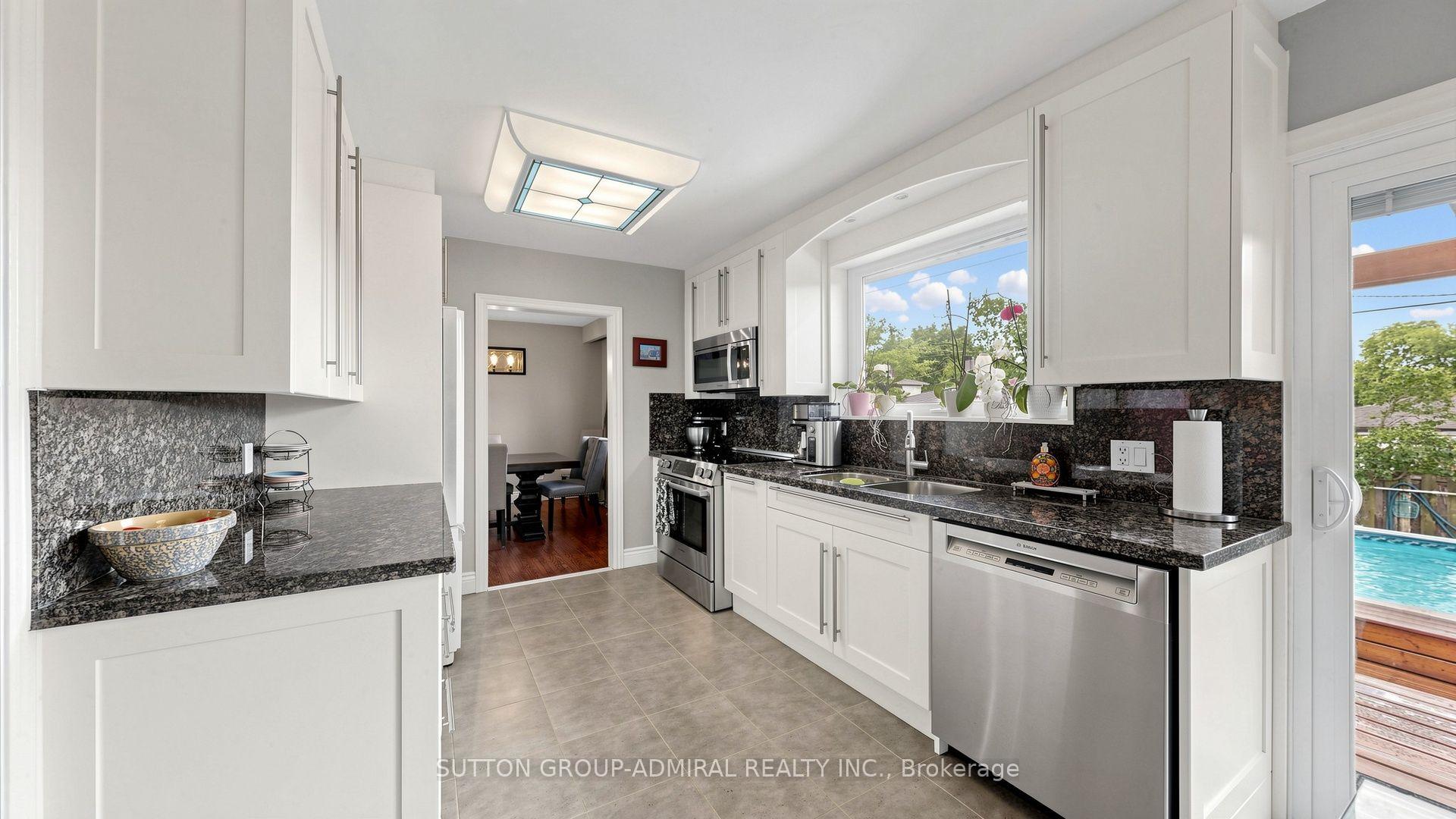 Photo 24 of 21 Donalbain Crescent, Markham, Royal Orchard — HOMEH