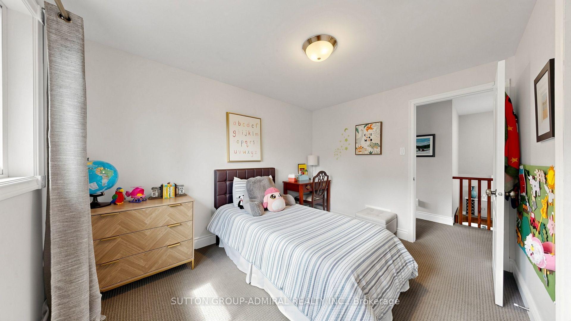 Photo 34 of 21 Donalbain Crescent, Markham, Royal Orchard — HOMEH