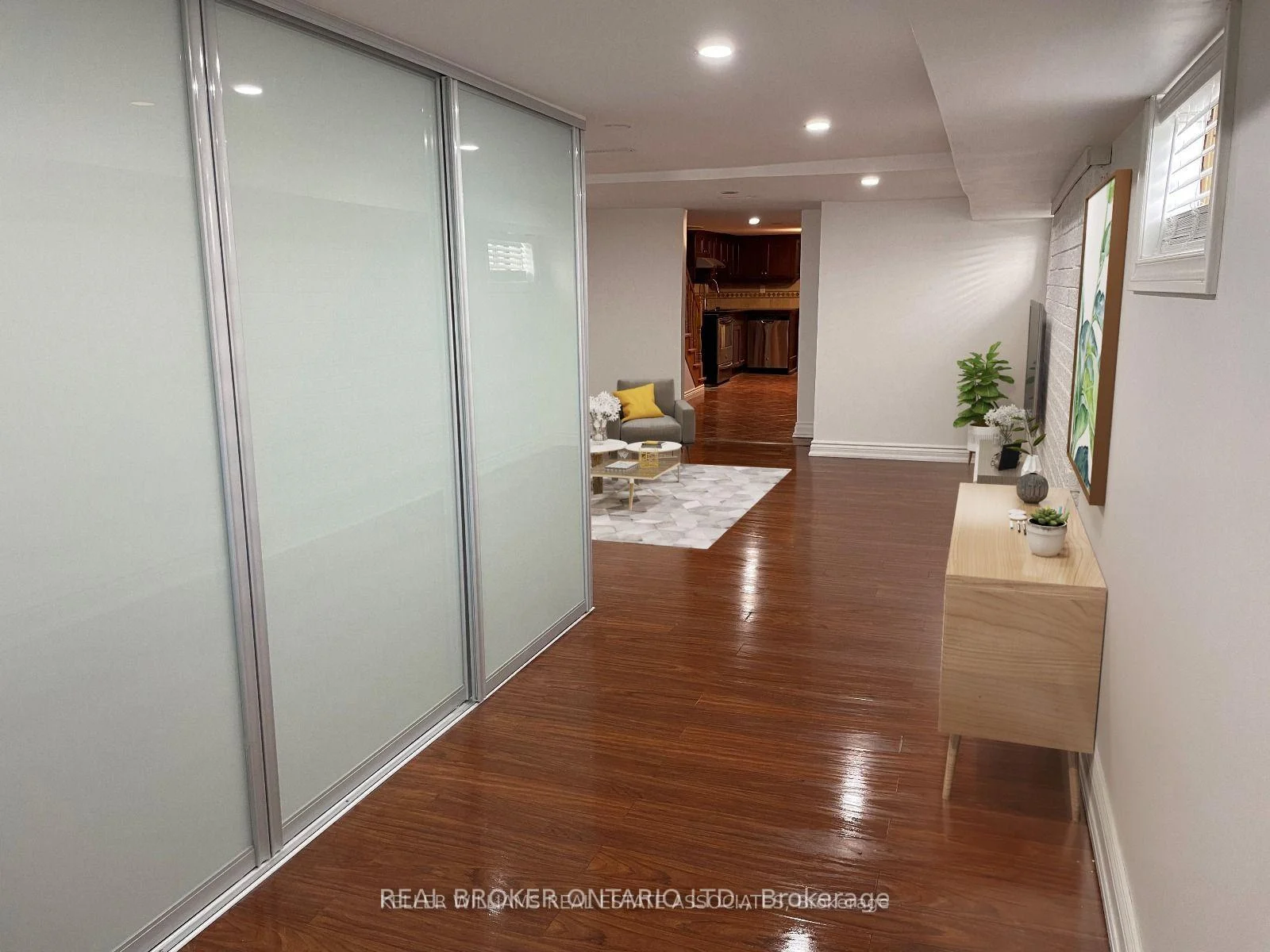 Photo 4 of Unit (Basement), 461 Westmount Avenue, Toronto, Oakwood Village — HOMEH