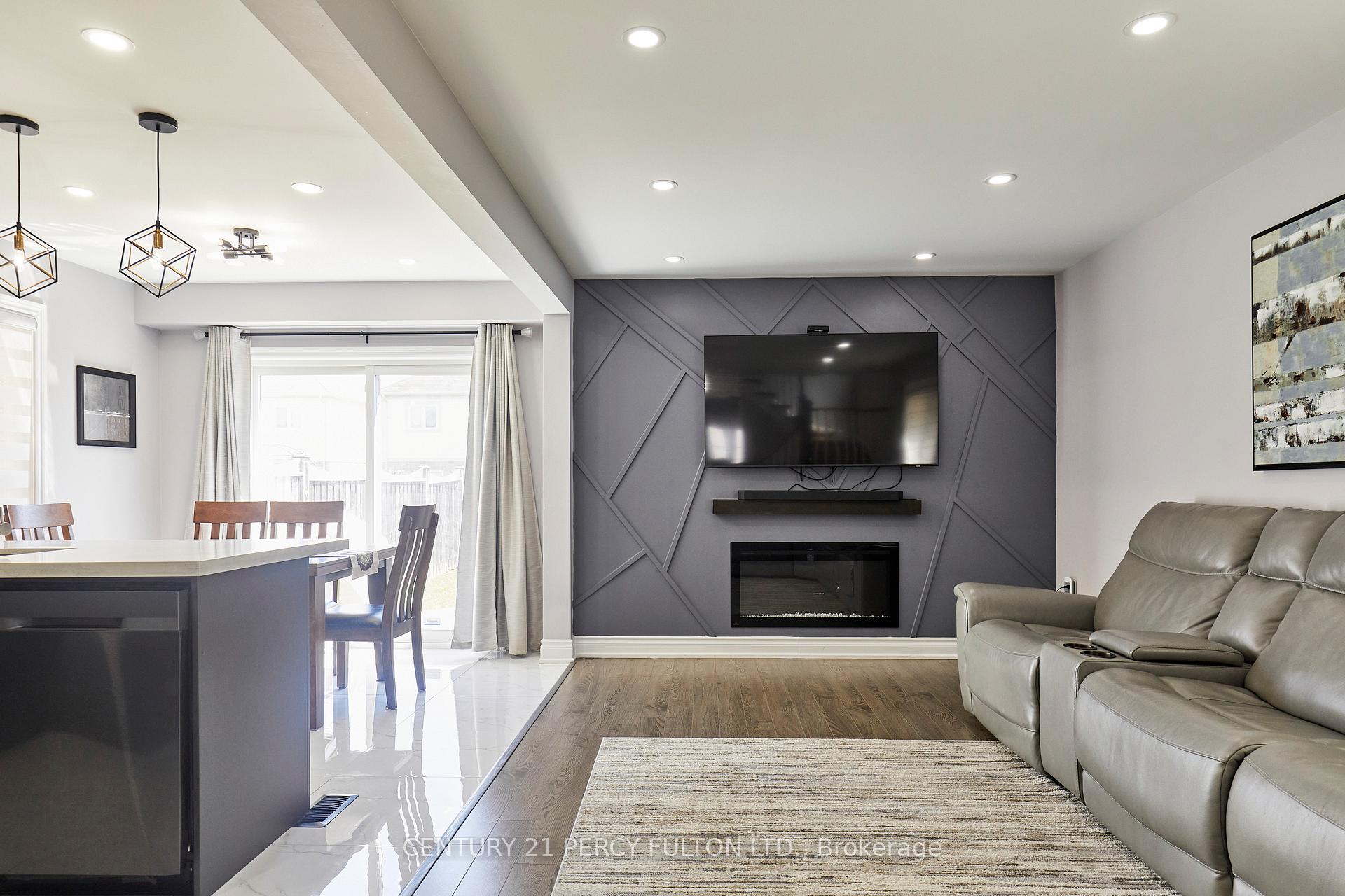 Photo 8 of 1343 Kettering Drive, Oshawa, Eastdale — HOMEH