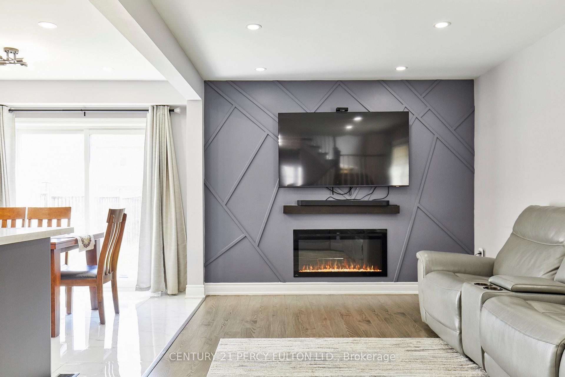 Photo 12 of 1343 Kettering Drive, Oshawa, Eastdale — HOMEH