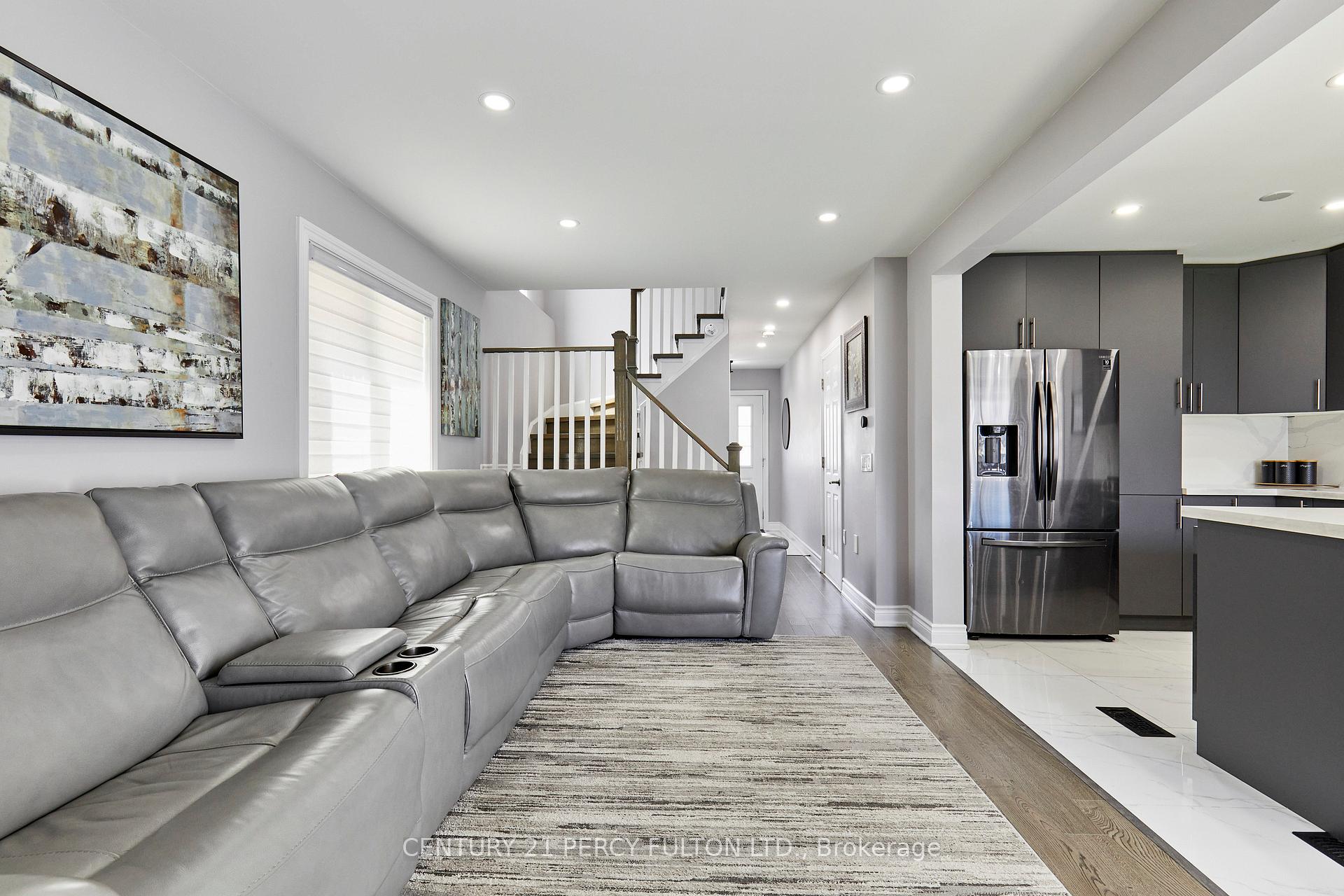 Photo 22 of 1343 Kettering Drive, Oshawa, Eastdale — HOMEH