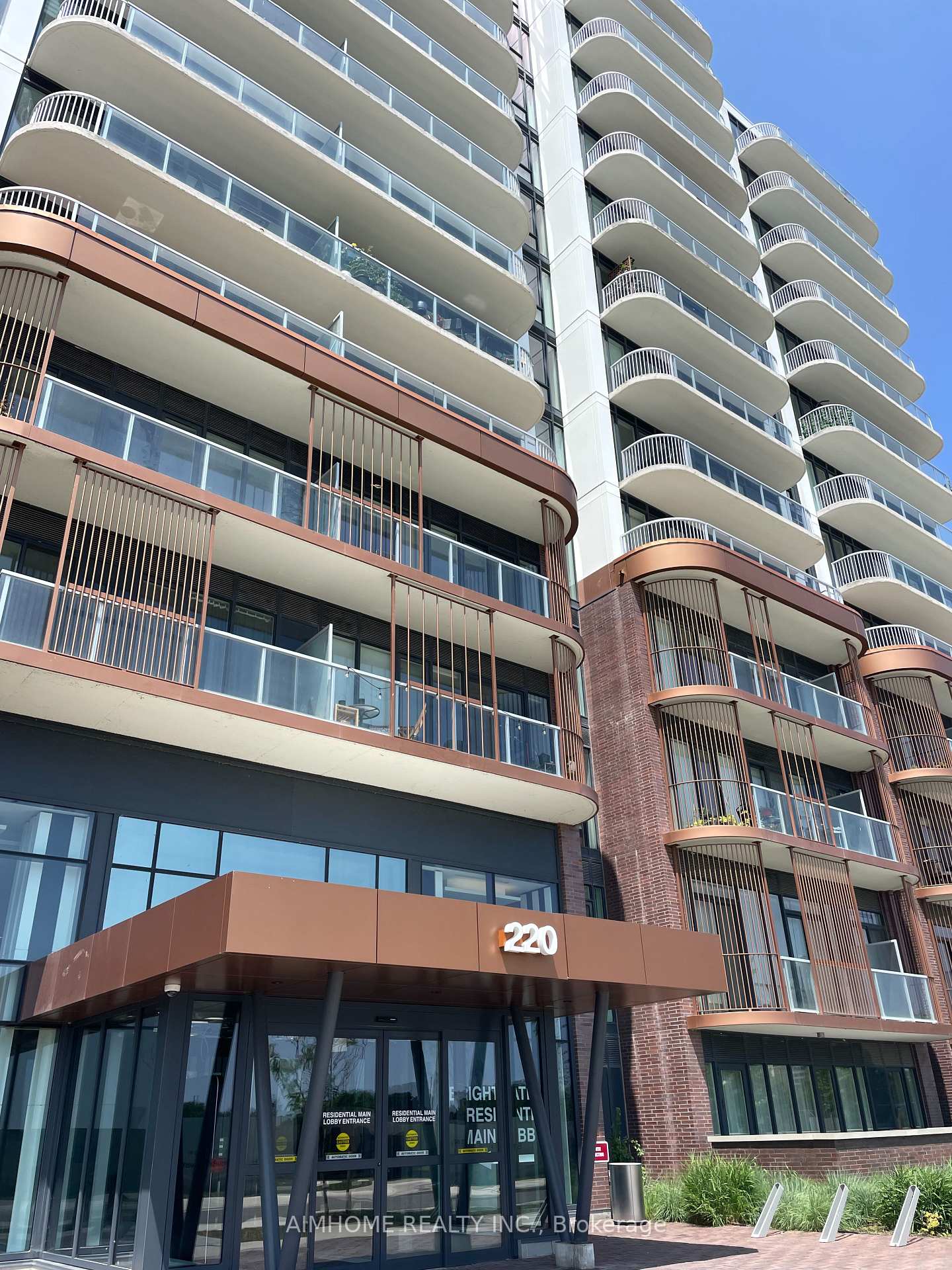 Front of Unit 306, 220 Missinnihe Way