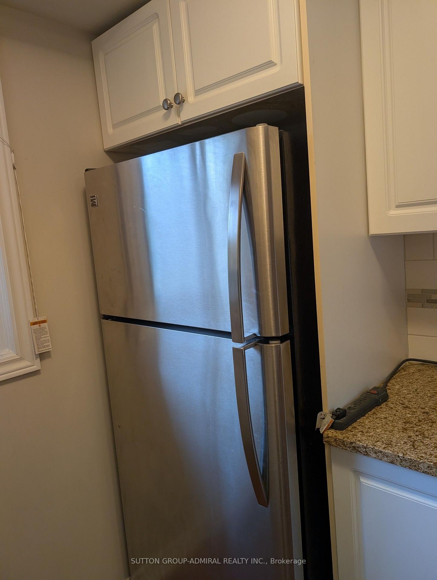 Photo 12 of 1 Damascus Drive, Etobicoke, West Humber-Clairville — HOMEH