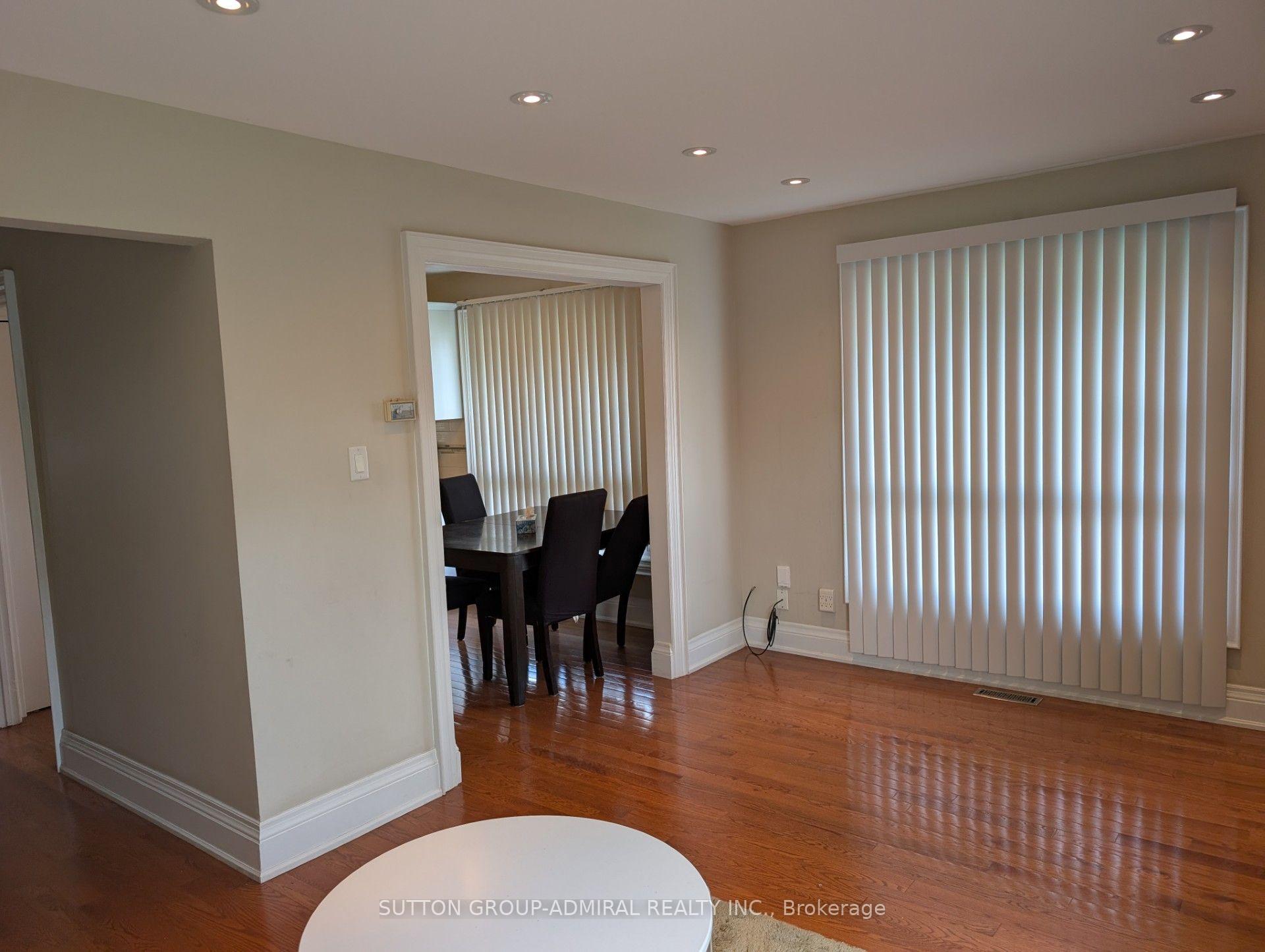 Photo 15 of 1 Damascus Drive, Etobicoke, West Humber-Clairville — HOMEH