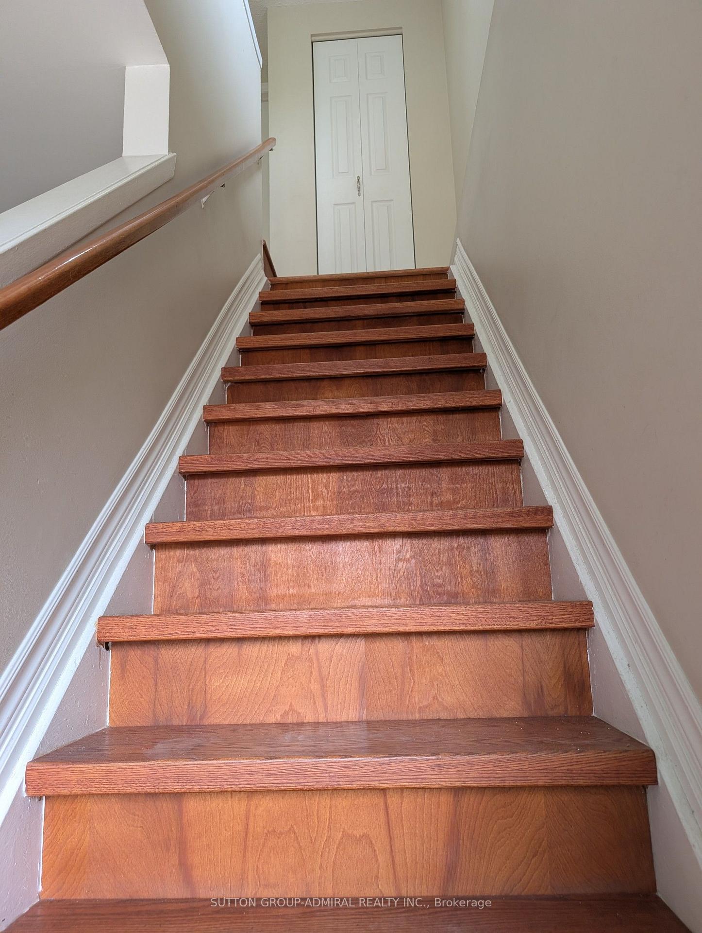 Photo 18 of 1 Damascus Drive, Etobicoke, West Humber-Clairville — HOMEH