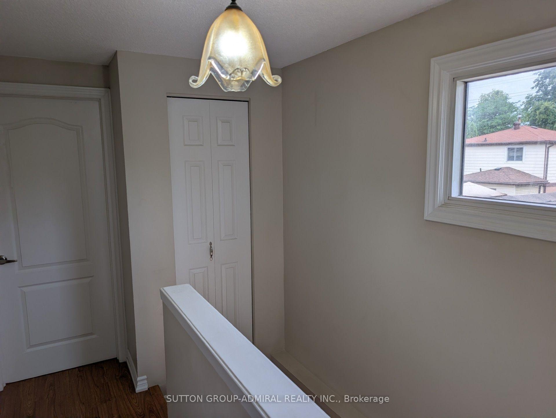 Photo 19 of 1 Damascus Drive, Etobicoke, West Humber-Clairville — HOMEH