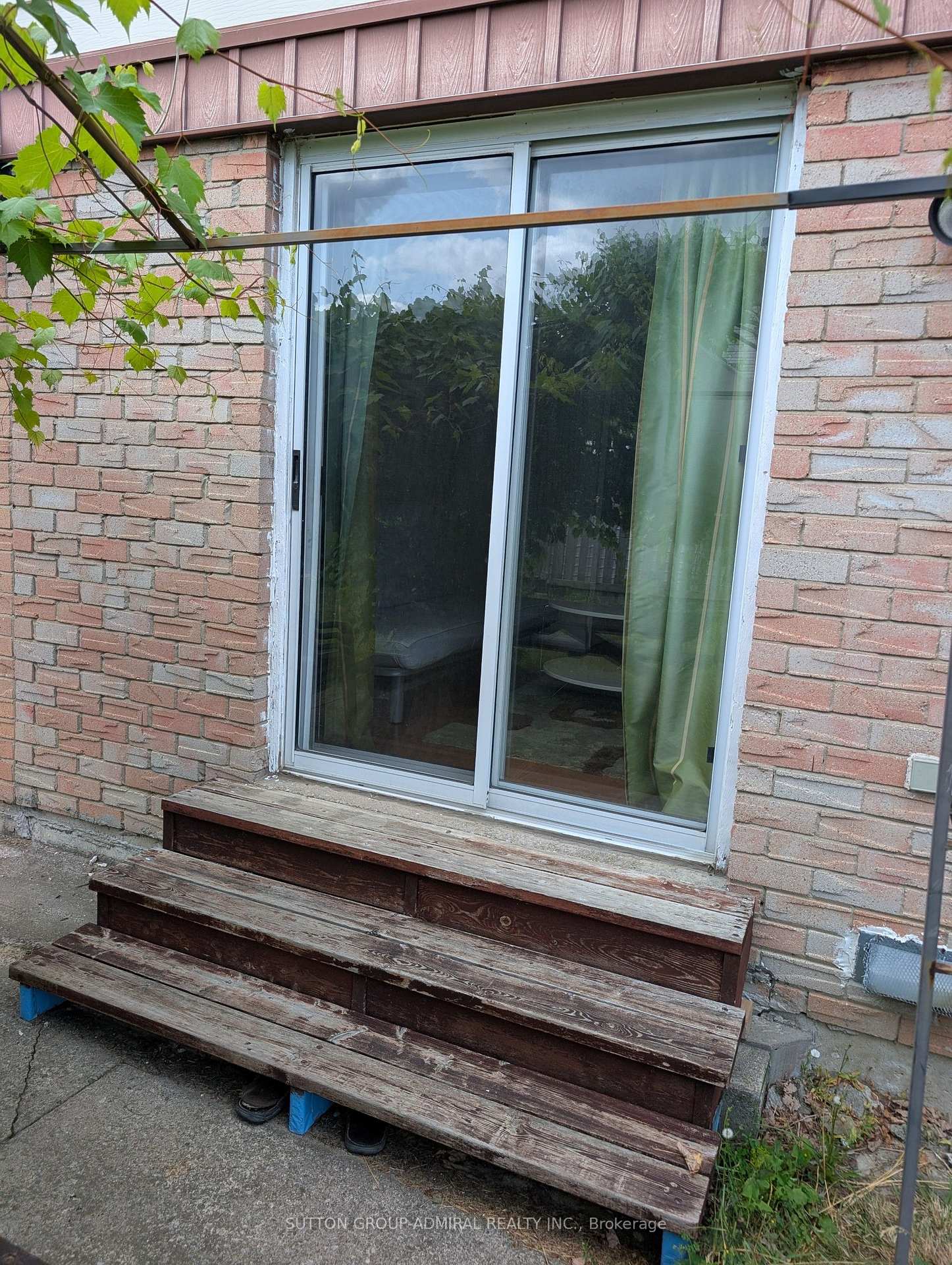 Photo 29 of 1 Damascus Drive, Etobicoke, West Humber-Clairville — HOMEH