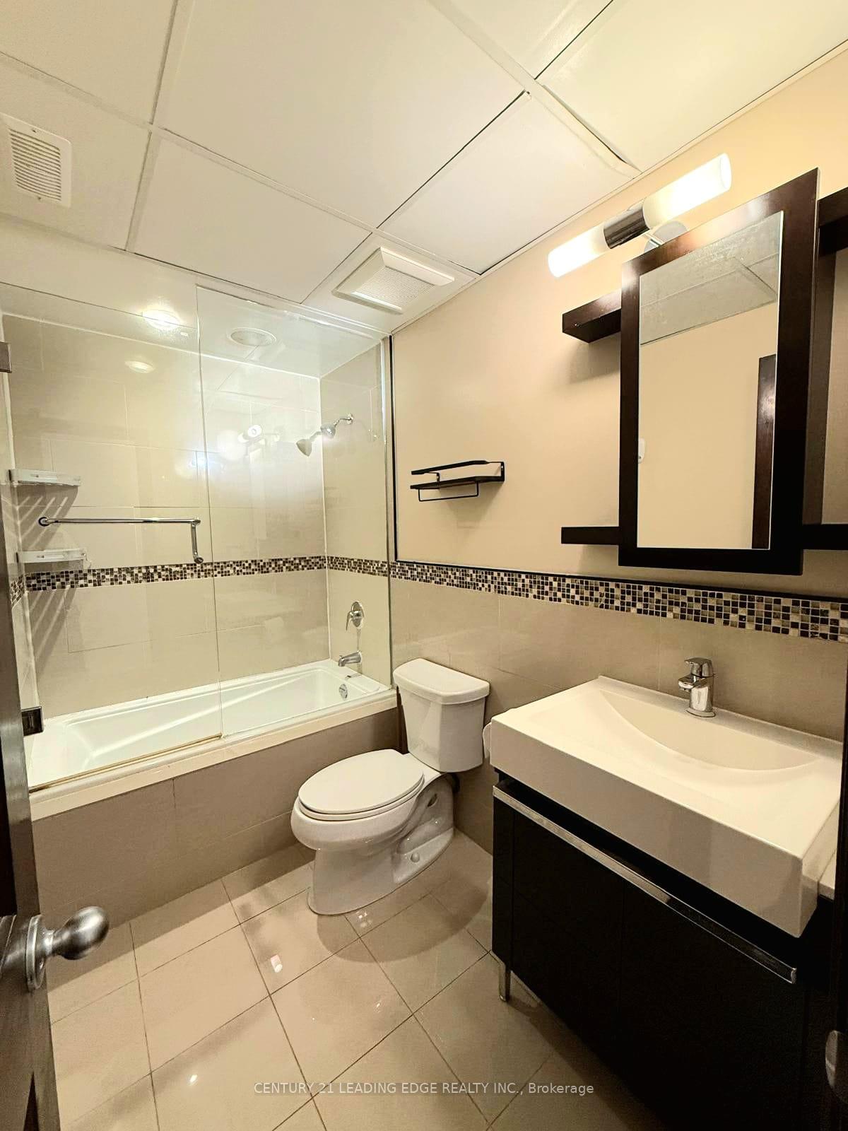 Photo 7 of Unit 2, 267 Saint Helens Avenue, Toronto, Dufferin Grove — HOMEH