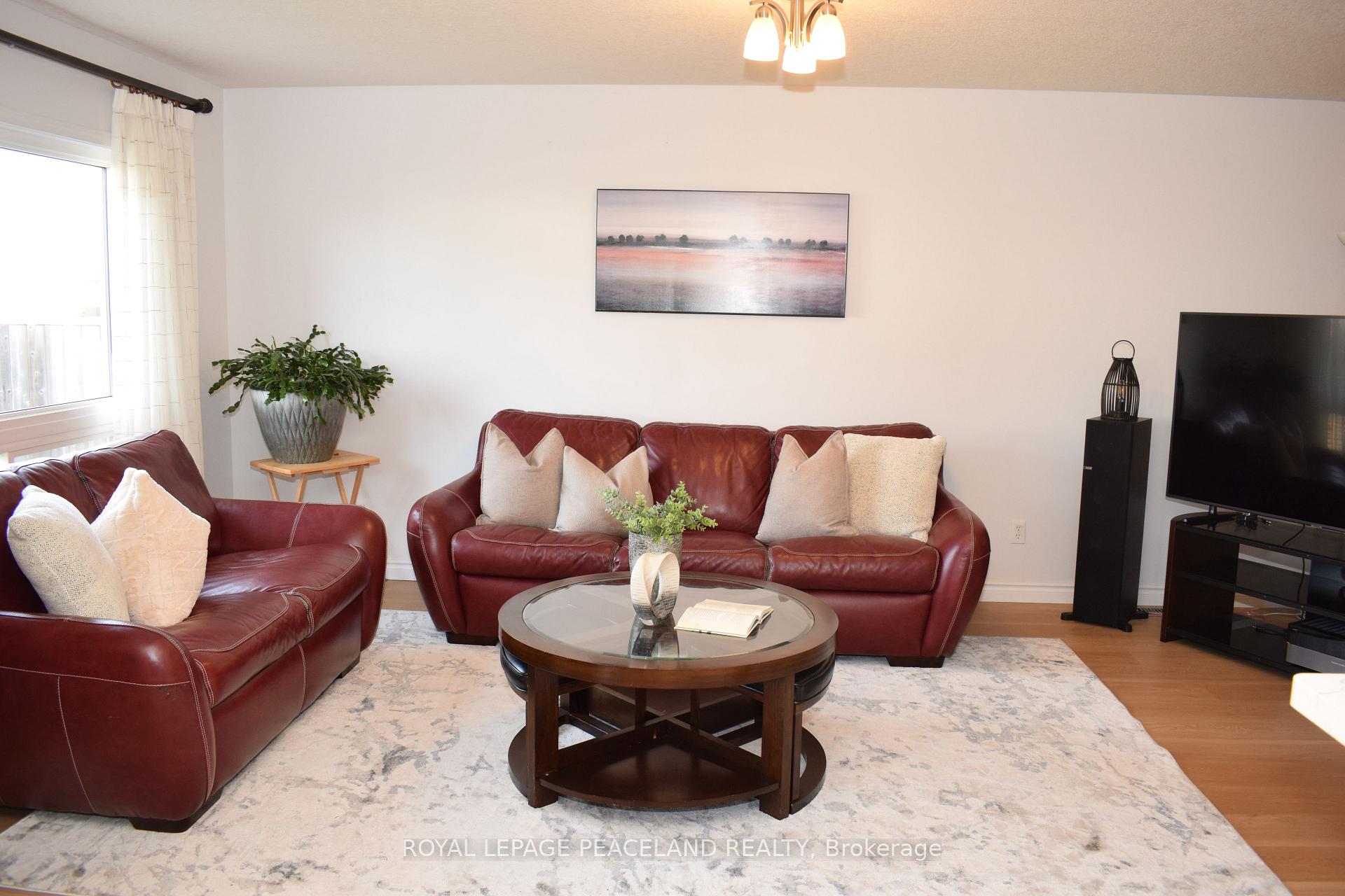 Photo 16 of 28 Lemon Grass Street, Kitchener, Highland West — HOMEH