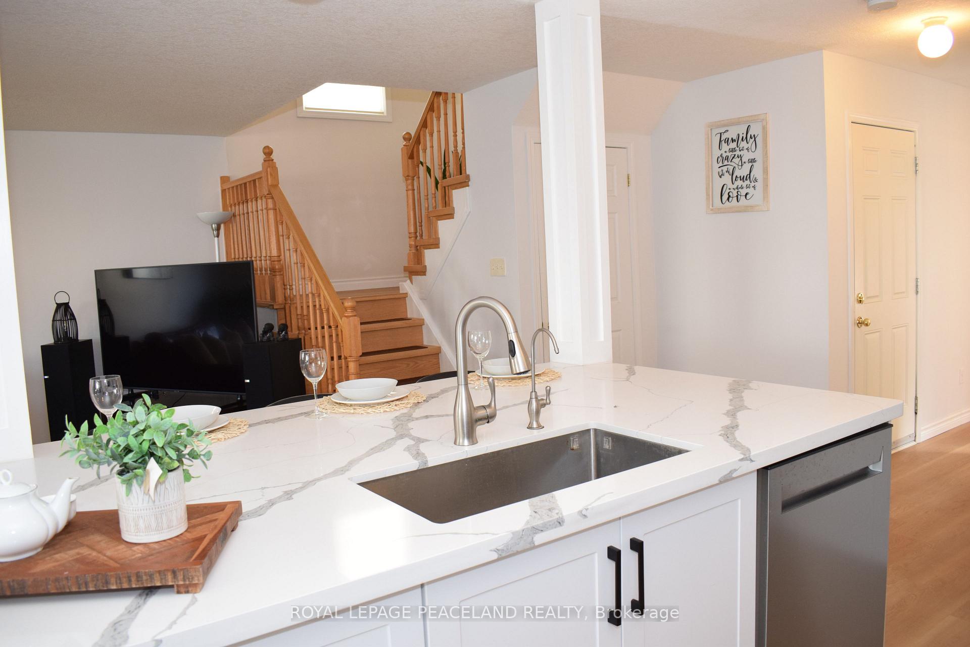 Photo 17 of 28 Lemon Grass Street, Kitchener, Highland West — HOMEH