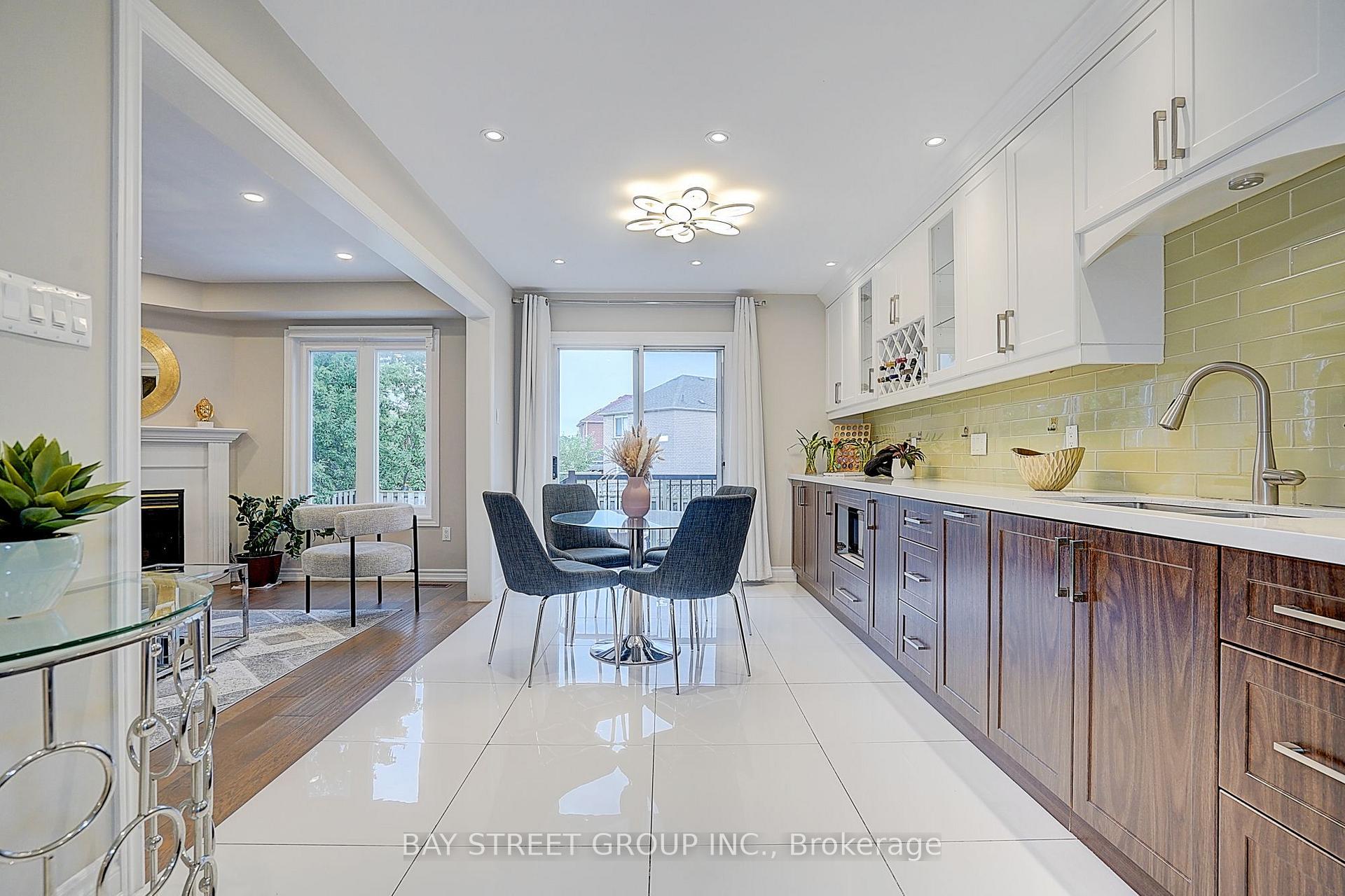 Photo 8 of 68 Kruger Road, Markham, Middlefield — HOMEH