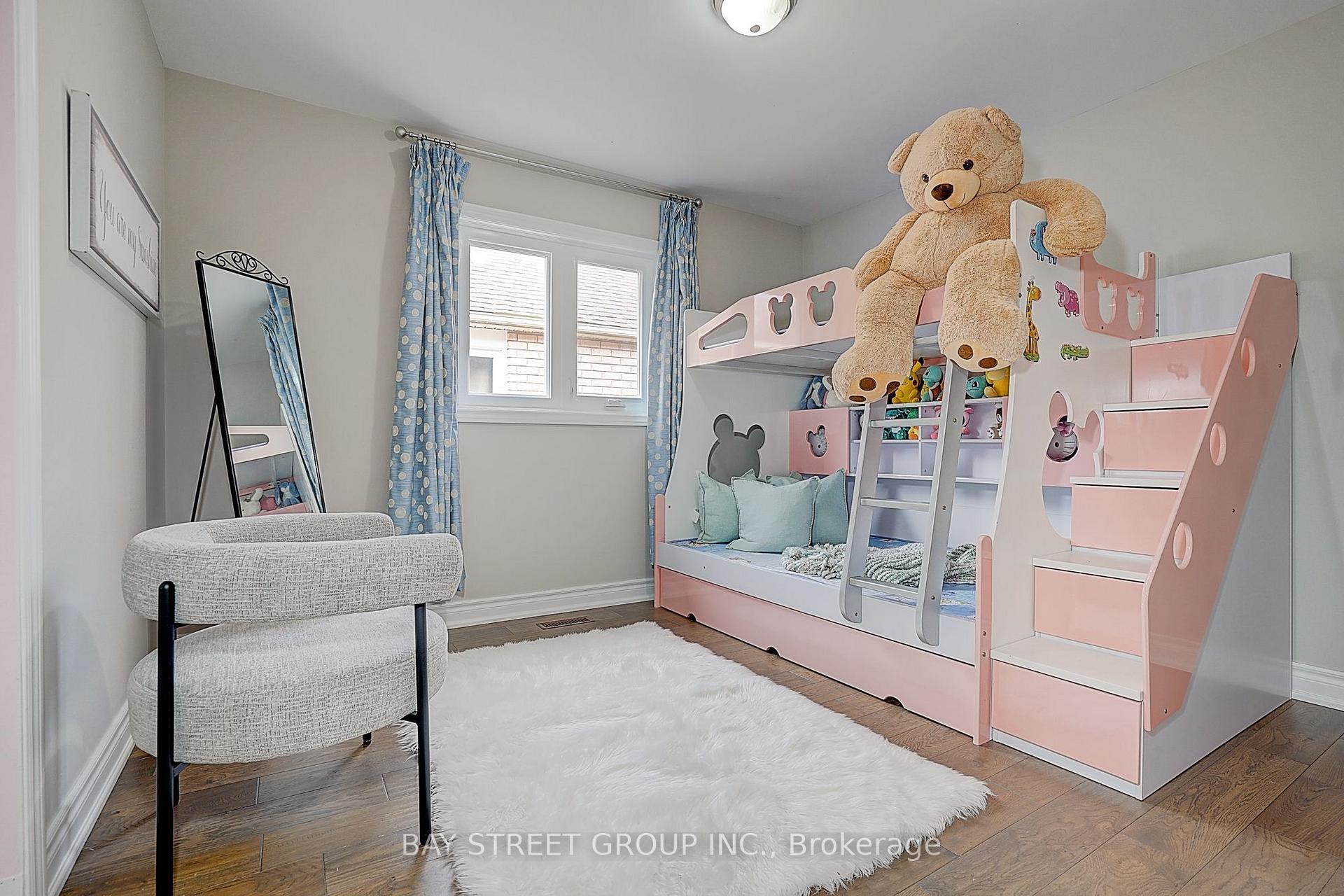 Photo 22 of 68 Kruger Road, Markham, Middlefield — HOMEH